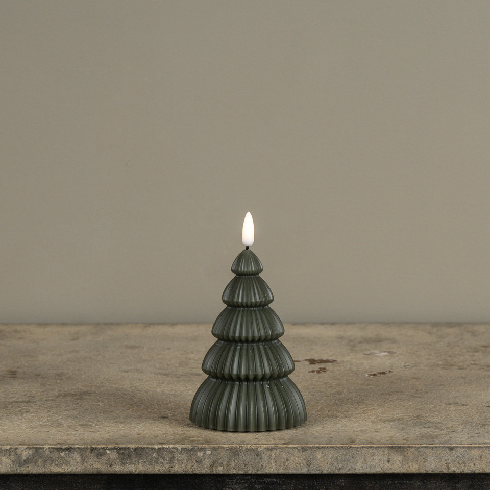 5" NOBLE DARK GREEN TREE 3D FLAME CANDLE