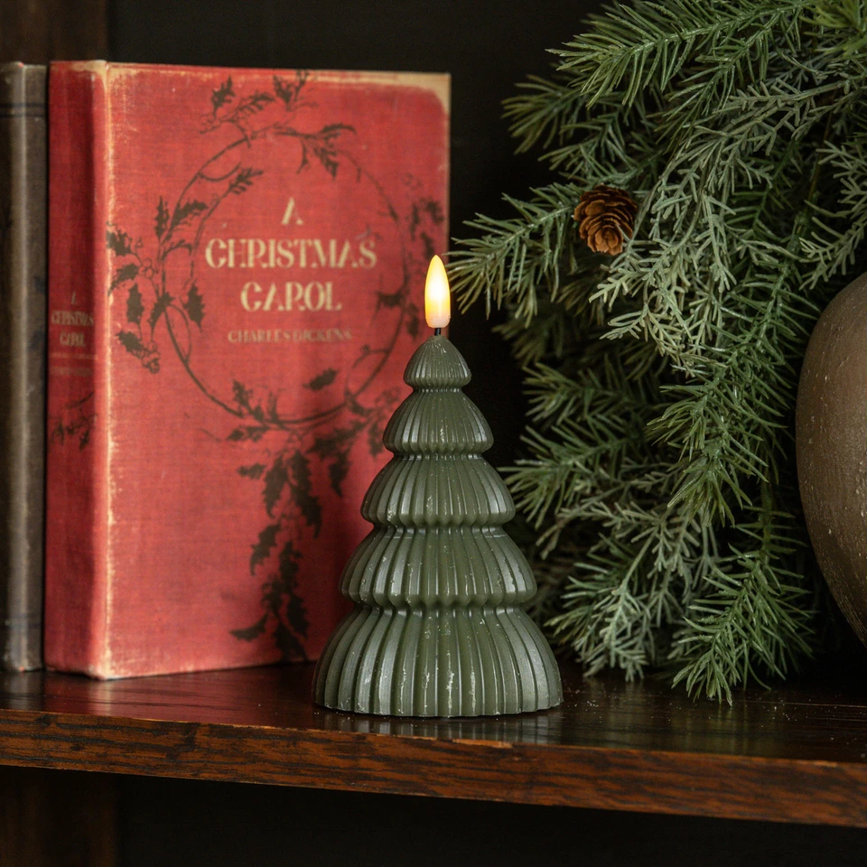 5" NOBLE DARK GREEN TREE 3D FLAME CANDLE