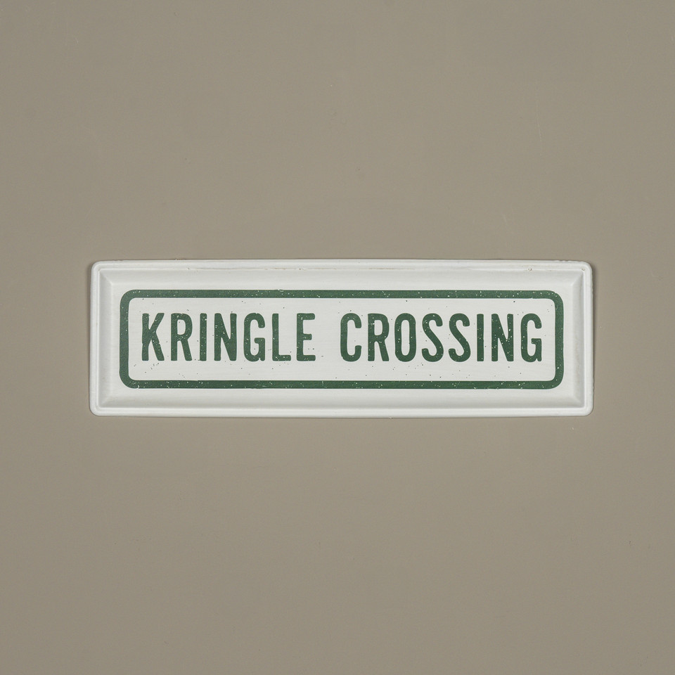 20" KRINGLE CROSSING SIGN