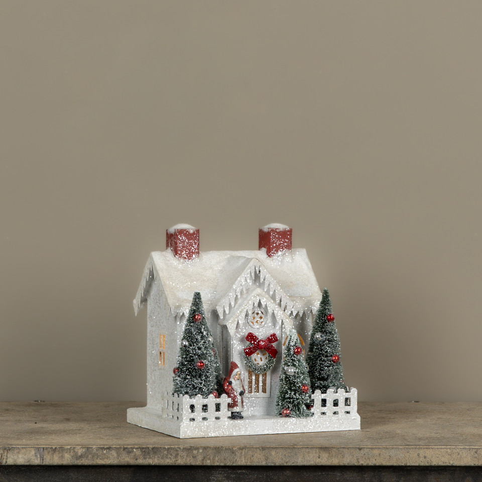 LIGHTED WHITE HOUSE W/ RED BOW
