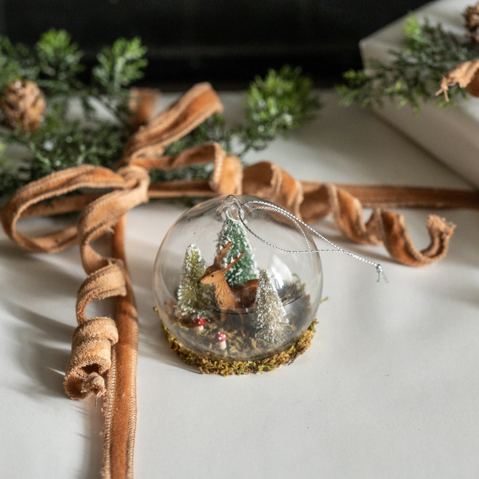 DEER IN GLASS GLOBE ORNAMENT