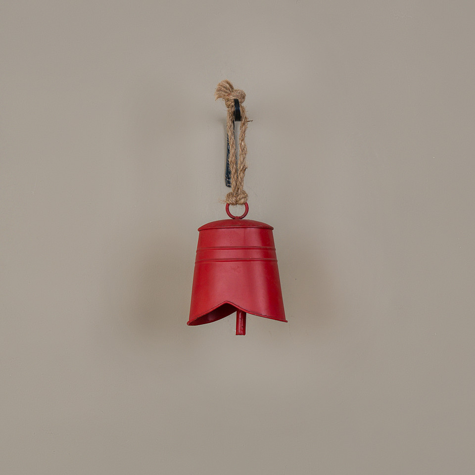 6" RED METAL TIANA BELL