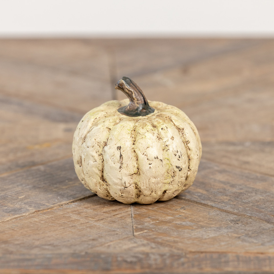 2.75" WHITE SHORT PUMPKIN