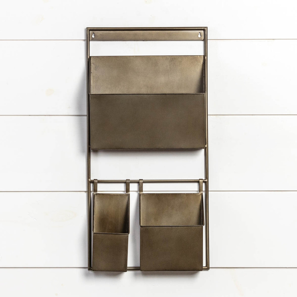 METAL WALL POCKET ORGANIZER