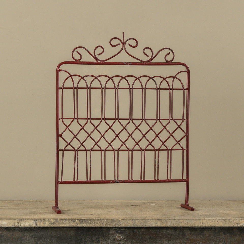 18" RED TABLETOP GATE