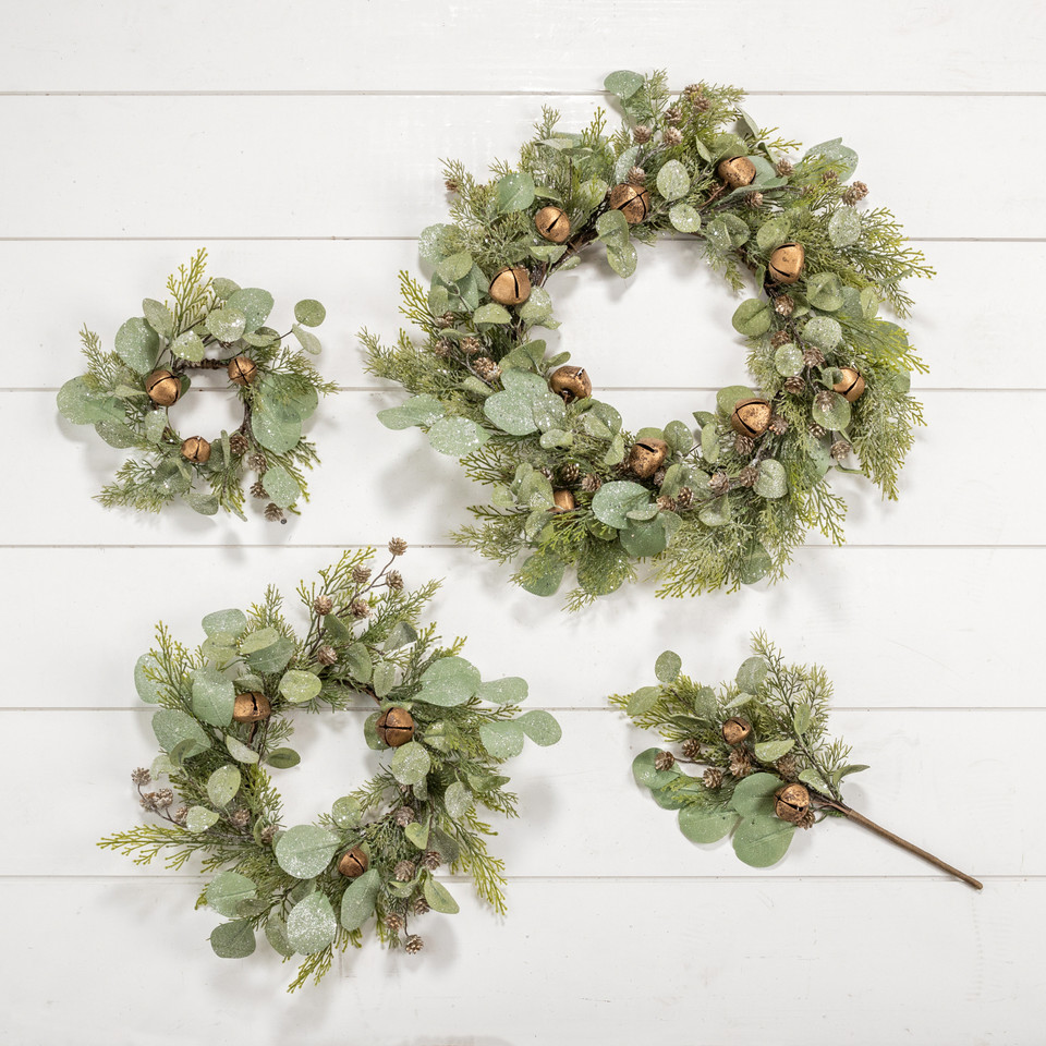 14" CEDAR, CONES, EUCALYPTUS & JINGLE BELL CANDLE RING