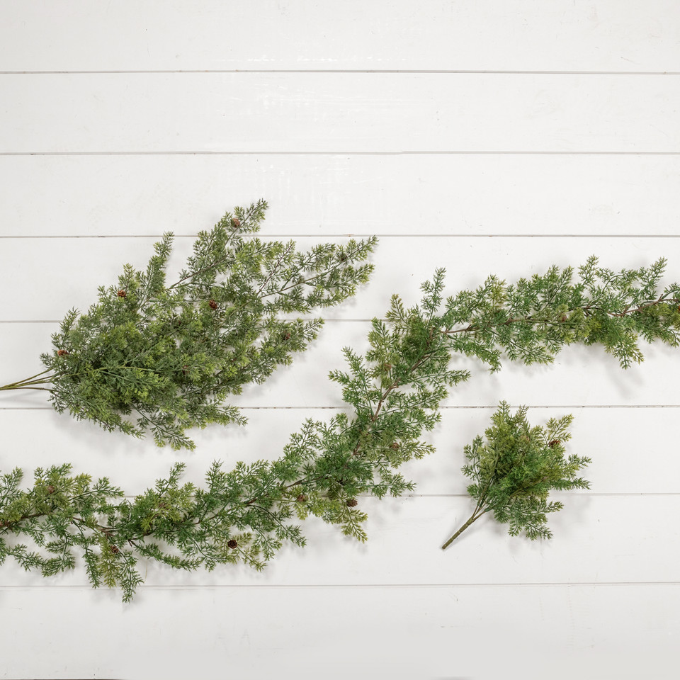 6' CYPRESS GARLAND W/CONES