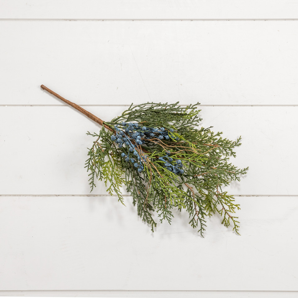 18" CEDAR & BERRIES PICK