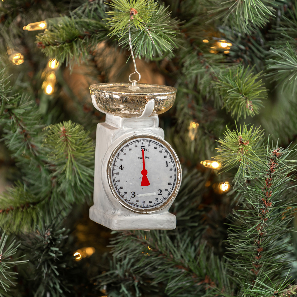 4.25" WHITE SCALE ORNAMENT