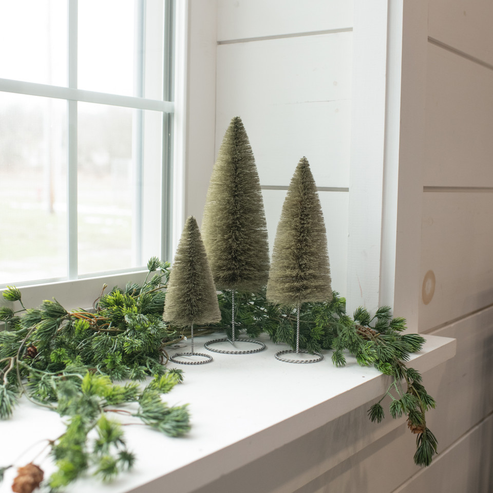 12" GREEN BOTTLEBRUSH TREE W/ WIRE BASE