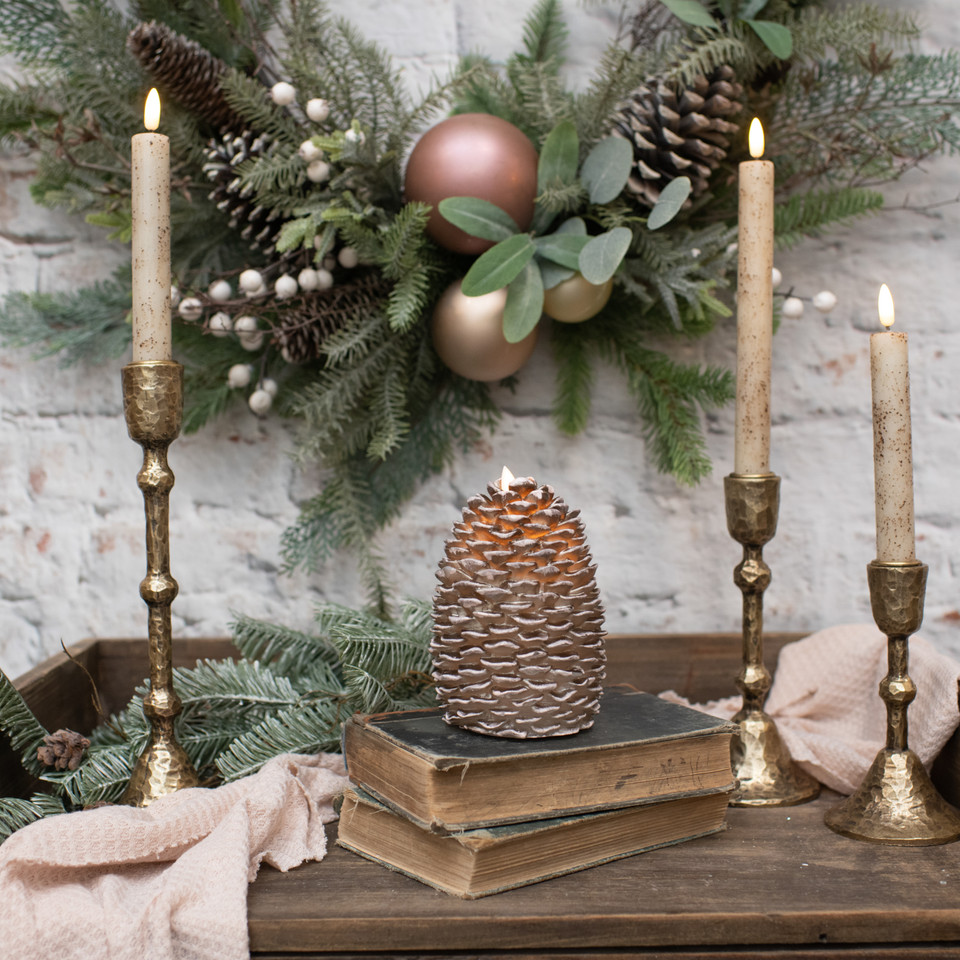 6" MOVING FLAME PINECONE CANDLE
