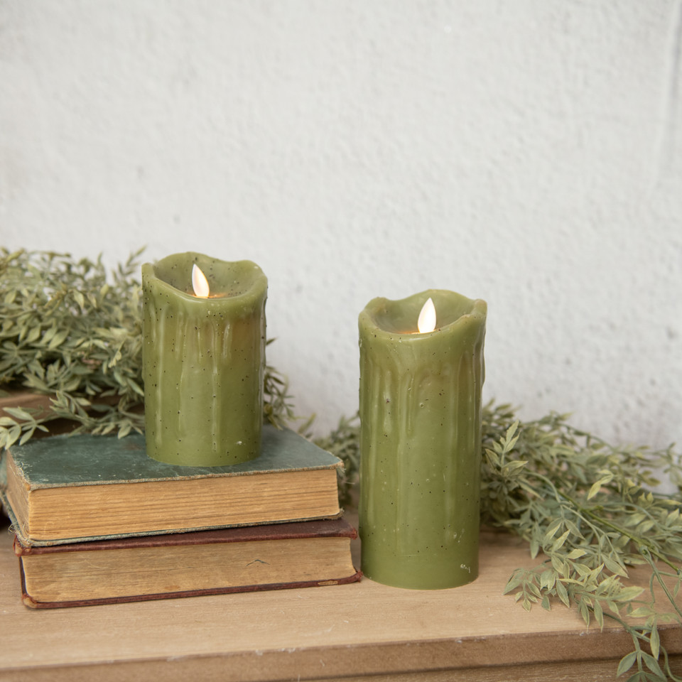5" MOVING FLAME GREEN PILLAR CANDLE