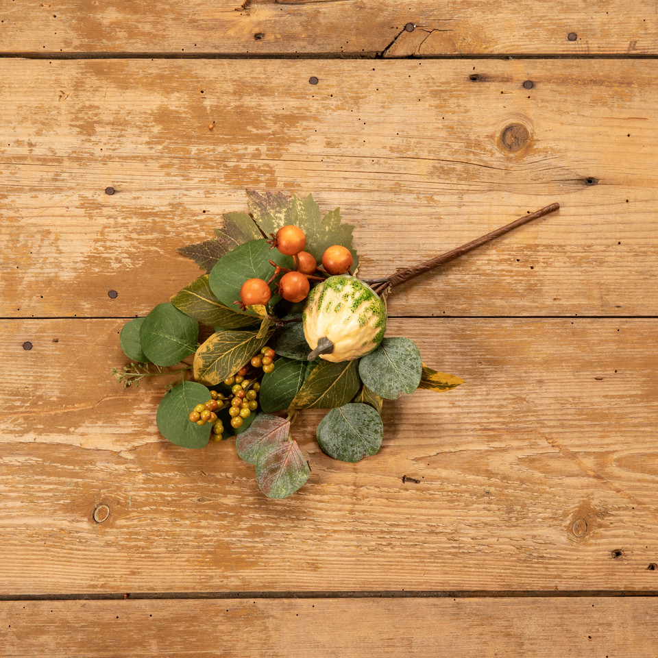 16" MIXED FOLIAGE PICK W/ PUMPKIN & BERRIES