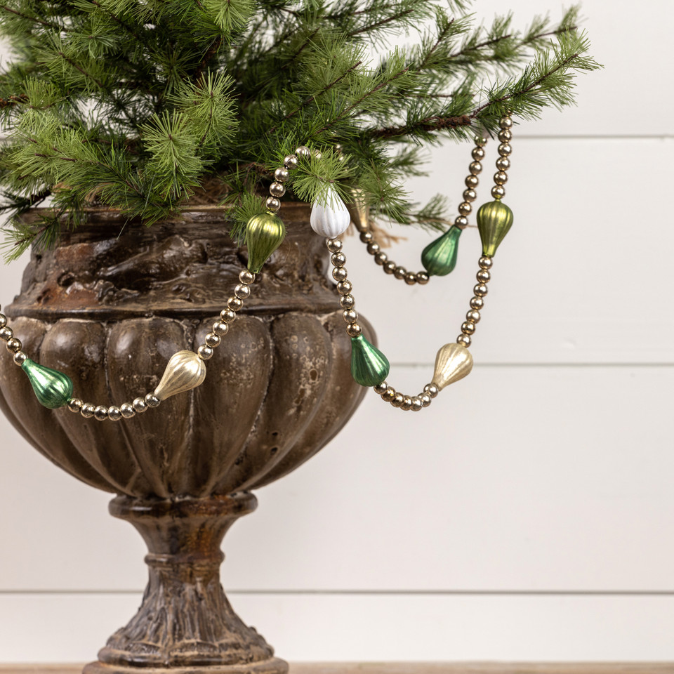 6' GREEN, GOLD, SILVER & WHITE GLASS BEAD GARLAND