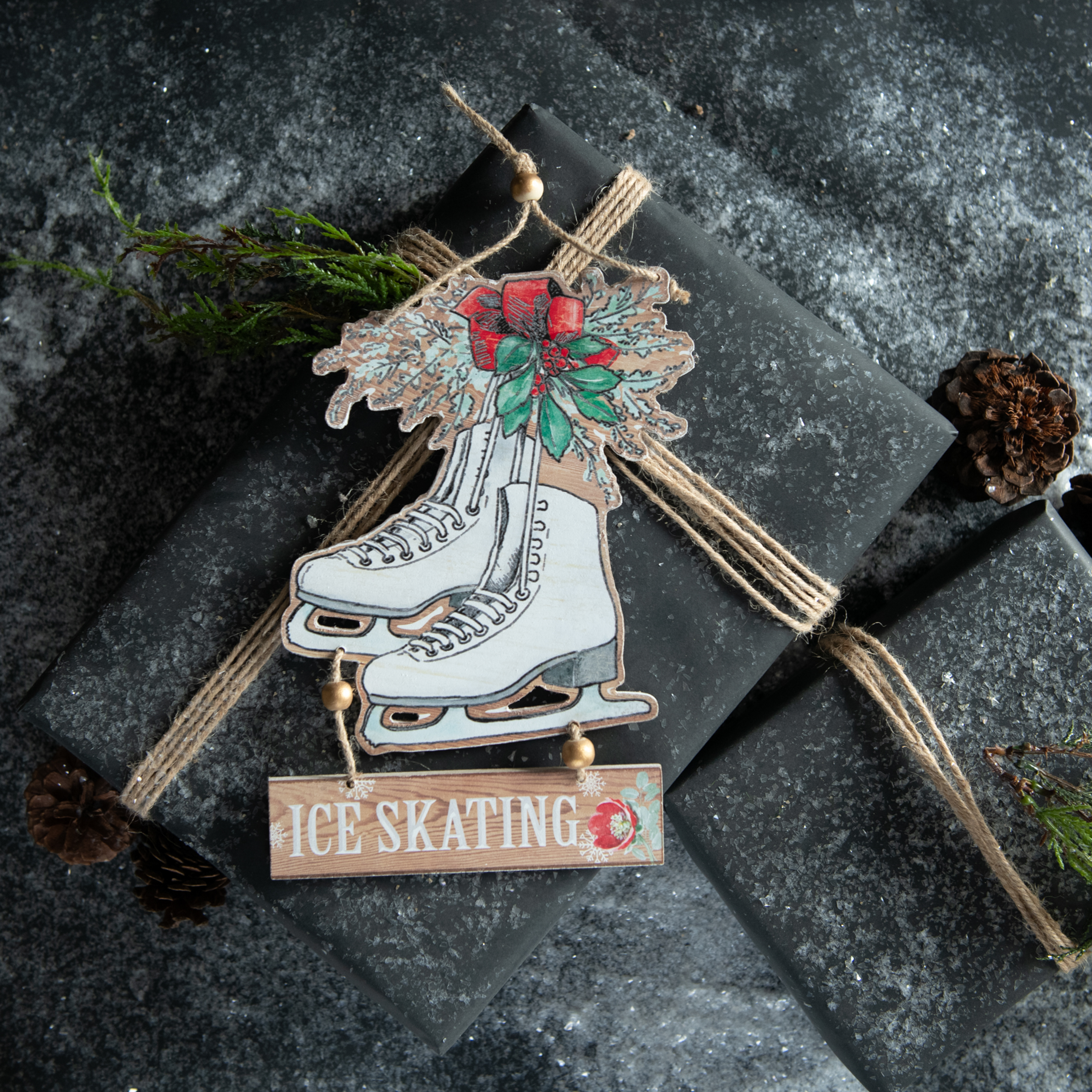 WOOD ICE SKATING ORNAMENT