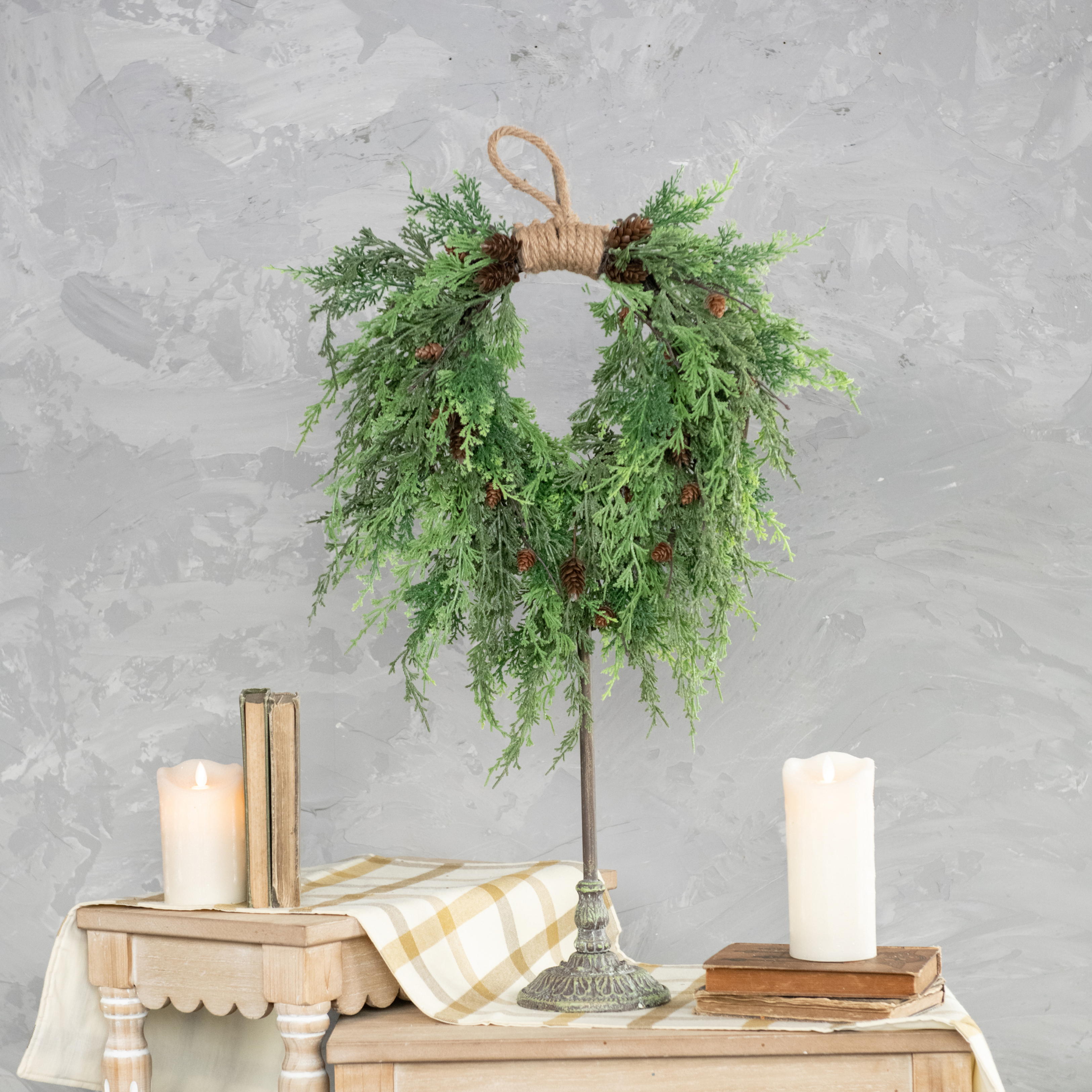 22" MIXED CEDAR HANGING WREATH