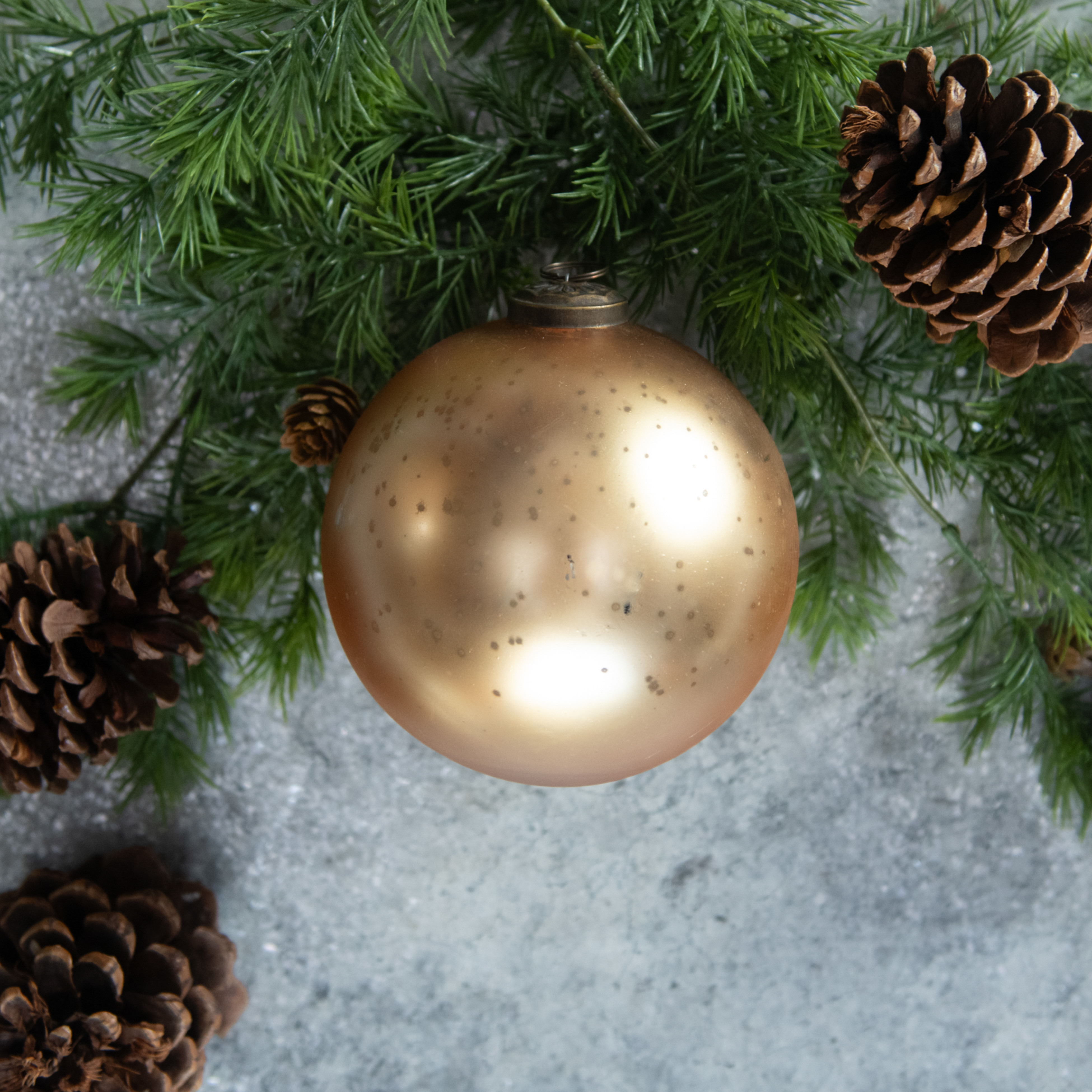 5" CHAMPAGNE KUGEL ORNAMENT