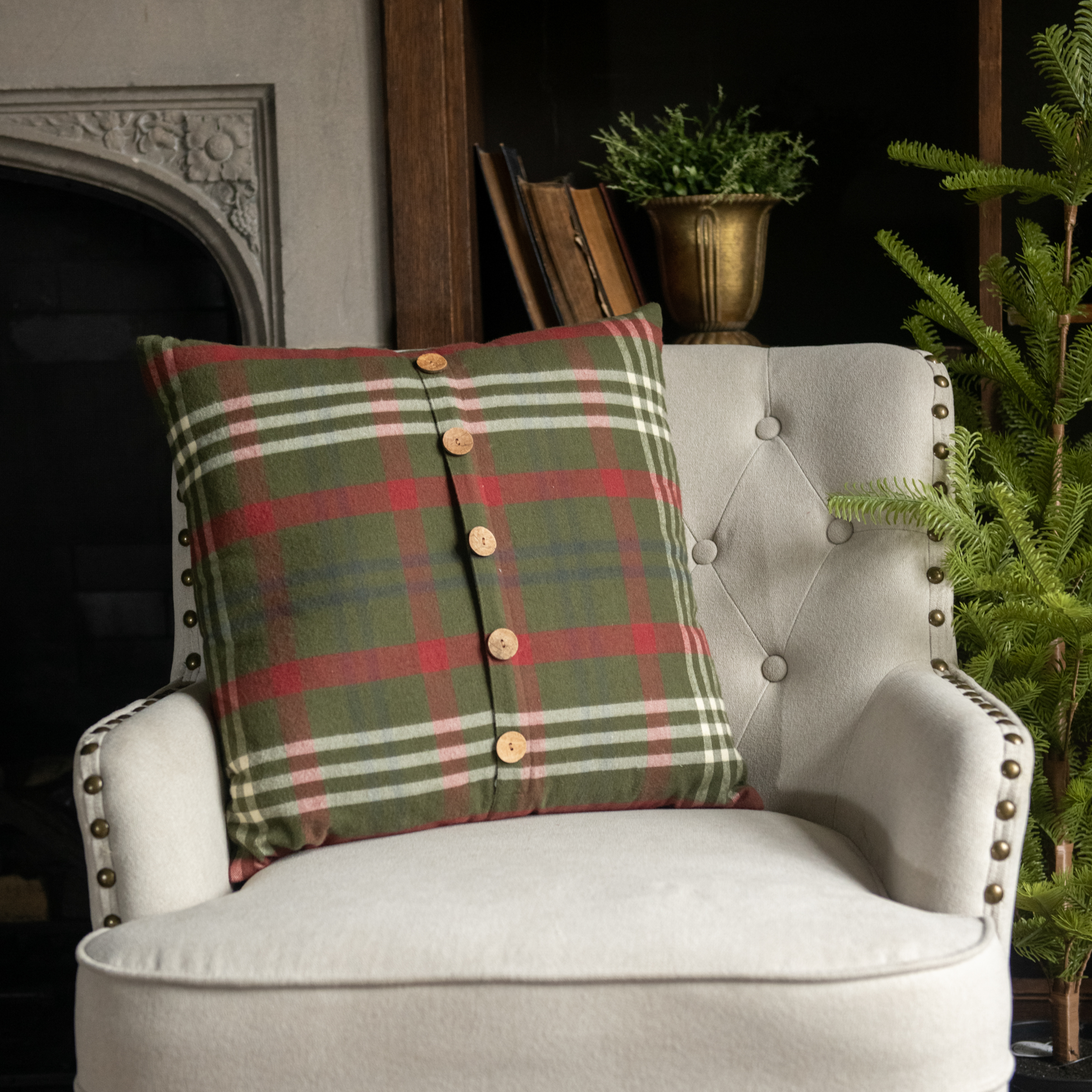 20" GREEN, RED & WHITE PLAID PILLOW