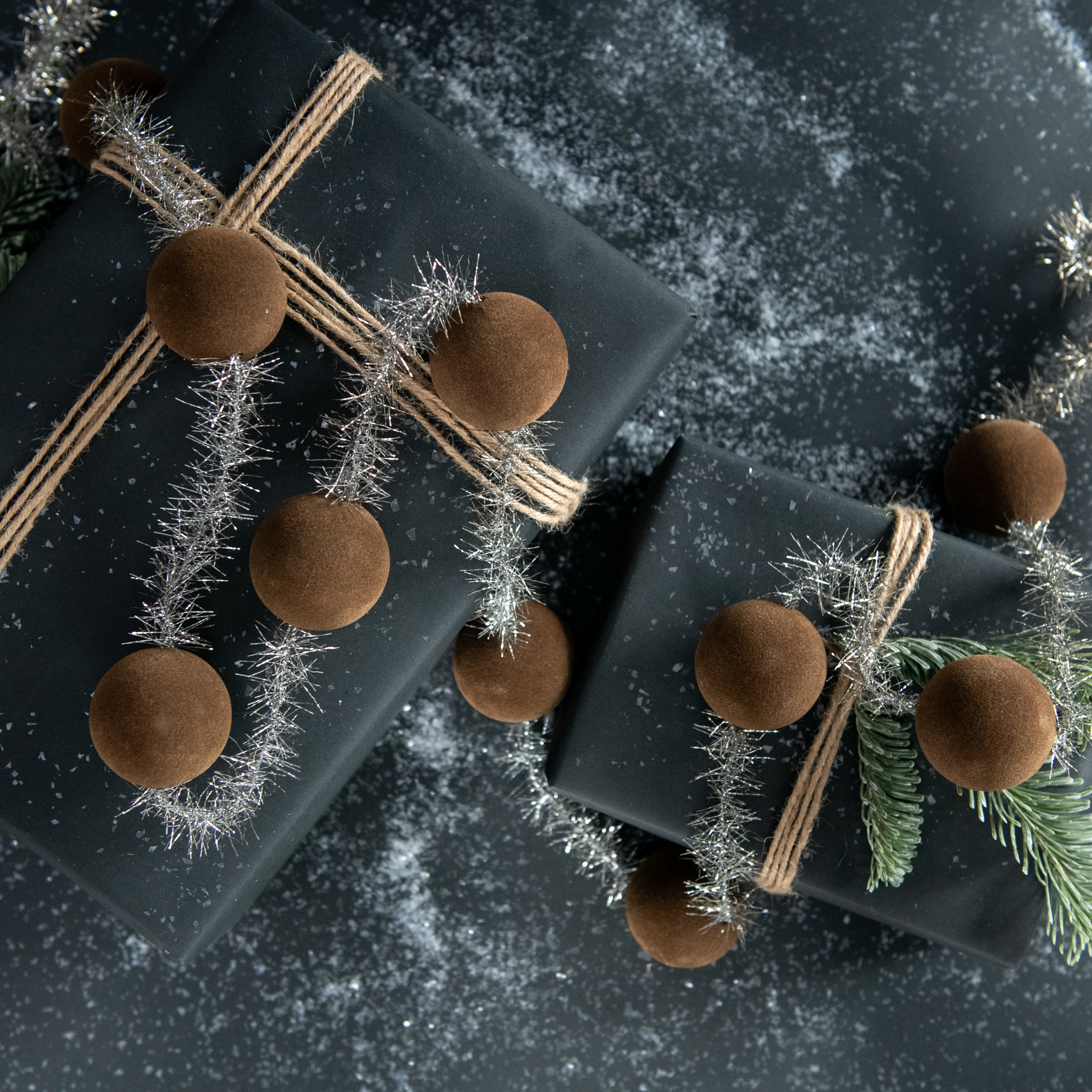 6' - BROWN 2" FLOCKED BALL GARLAND