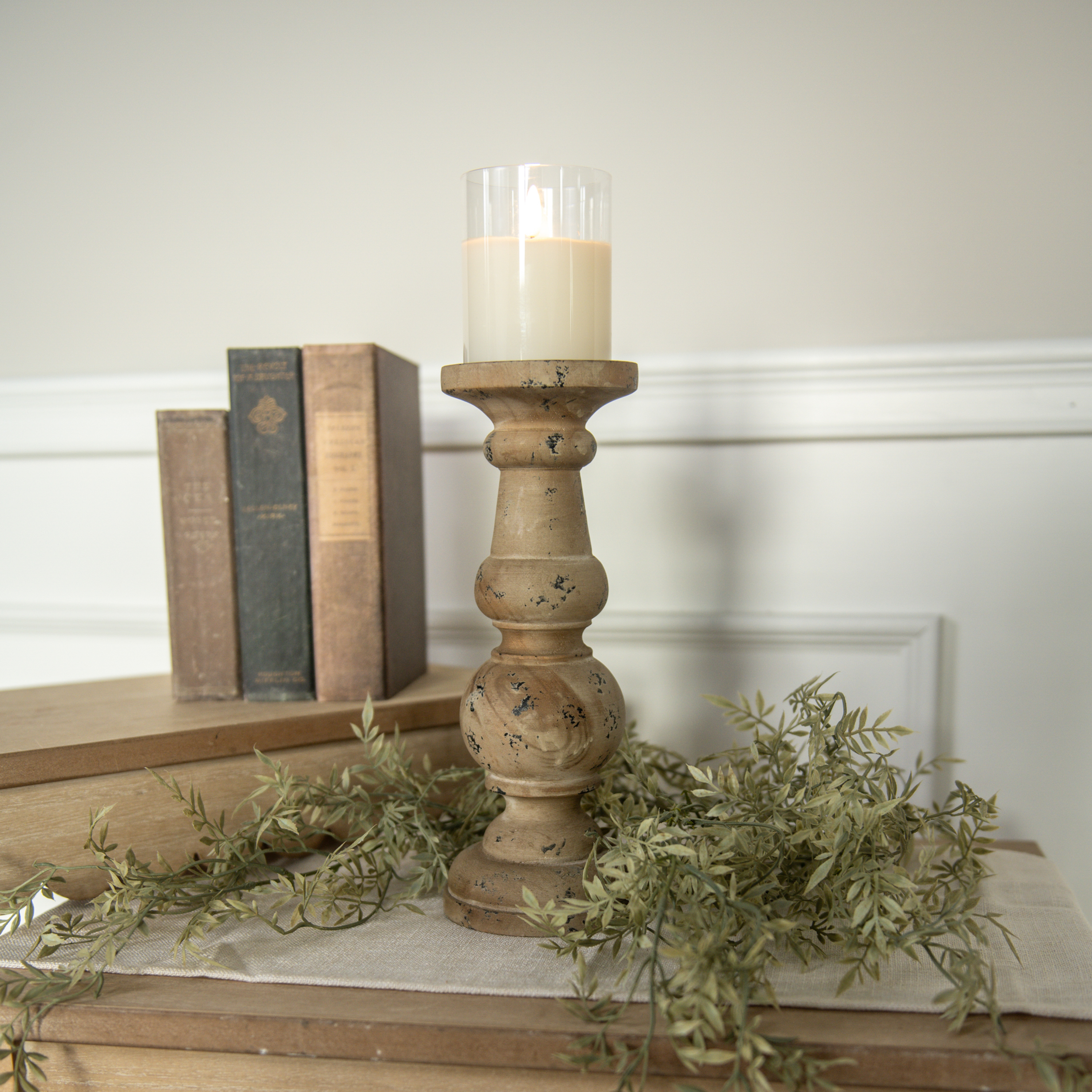 13.5" CAMBRIDGE PILLAR CANDLE HOLDER