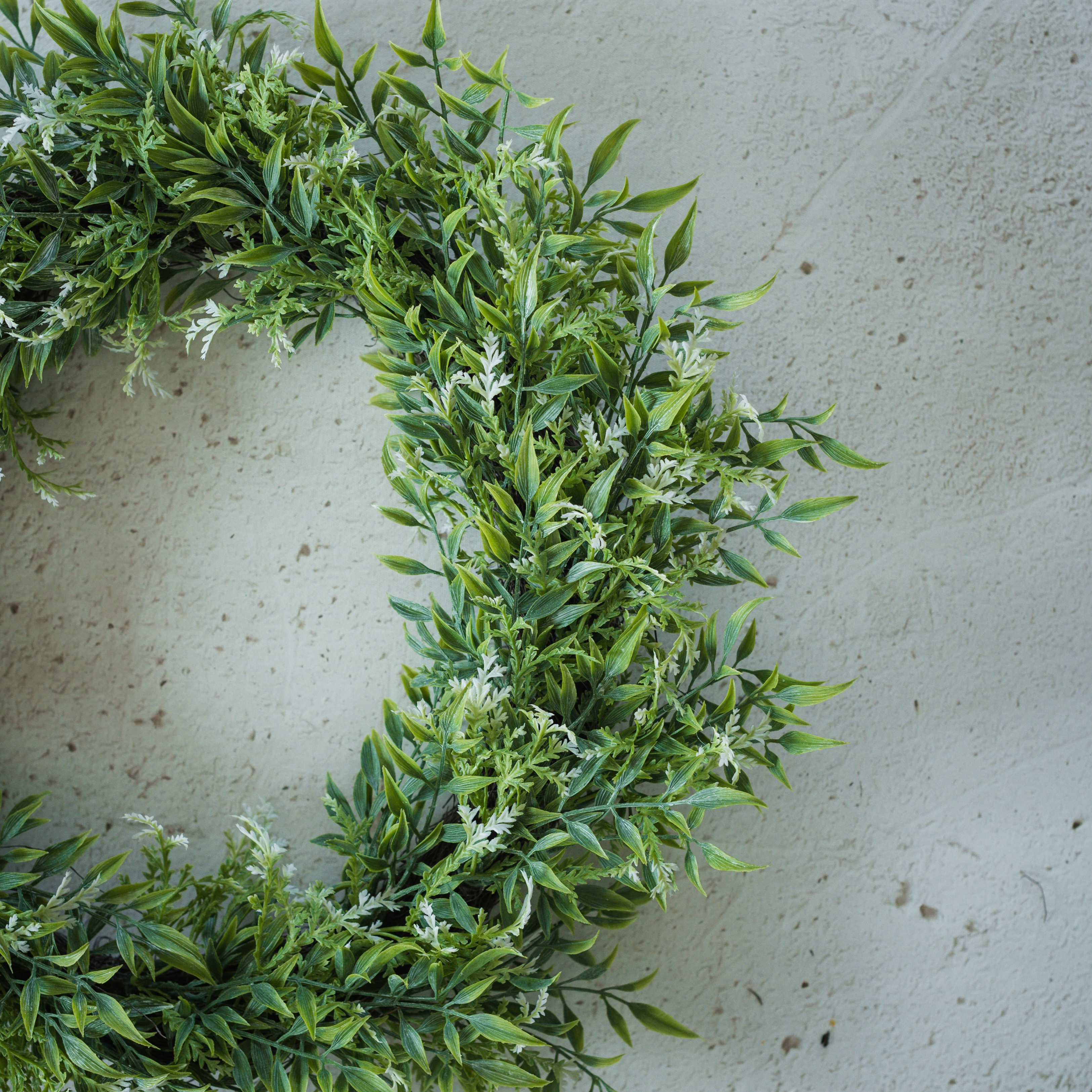 20" SPIKEMOSS WREATH