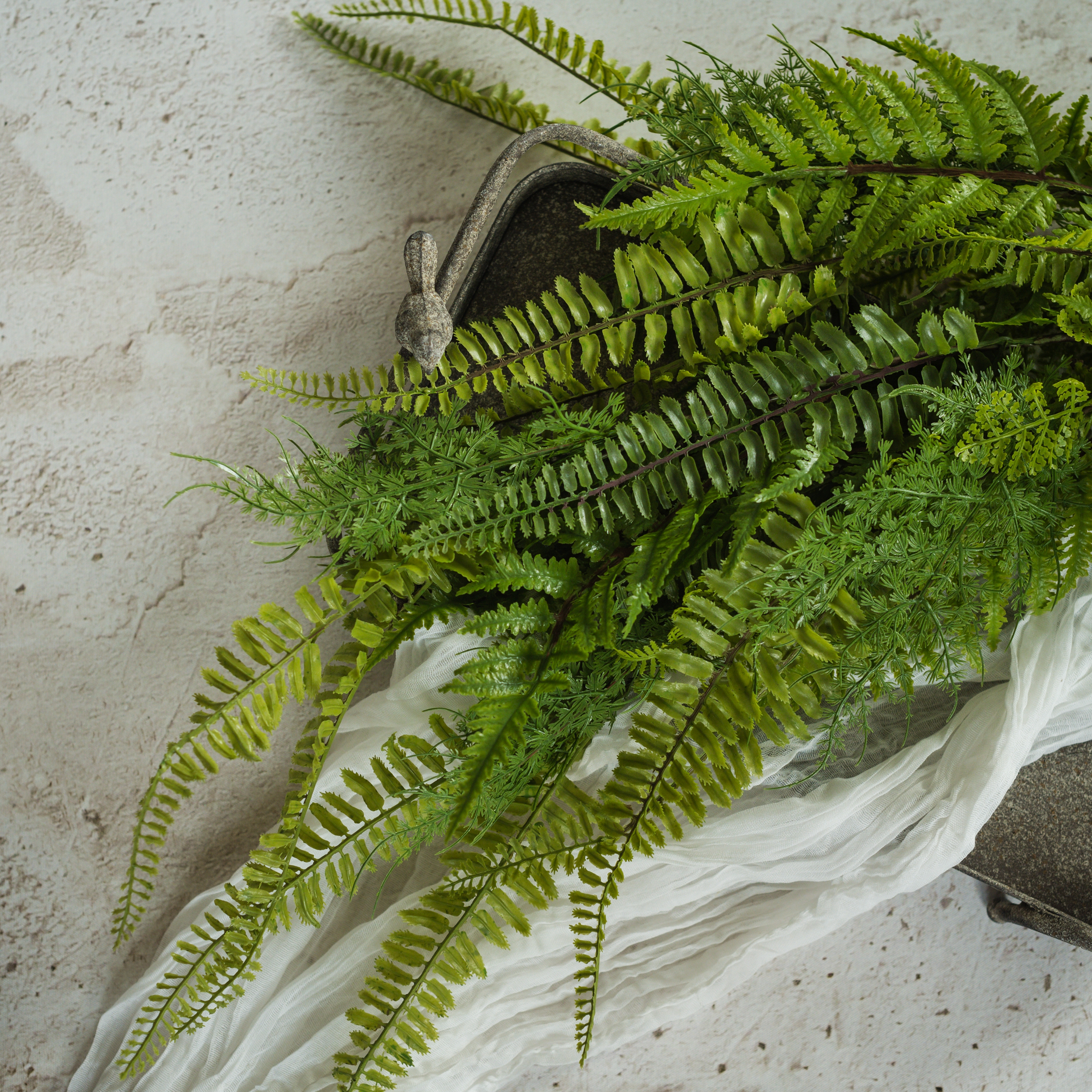 32" LACEY FERN HANGING BUSH