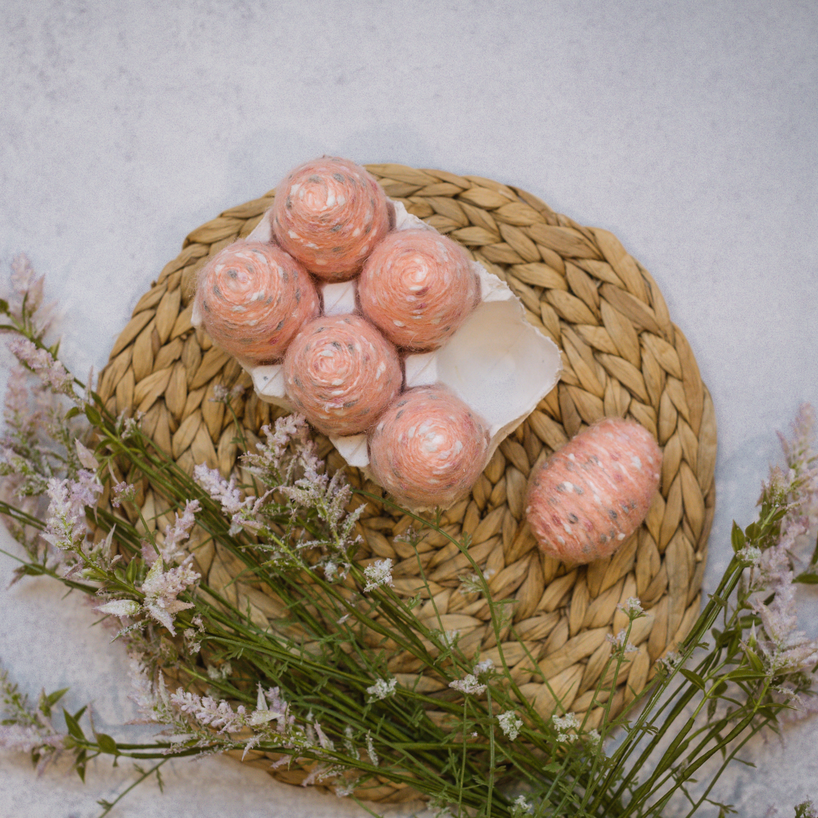 SET/ 6 SPECKLED PINK EGGS