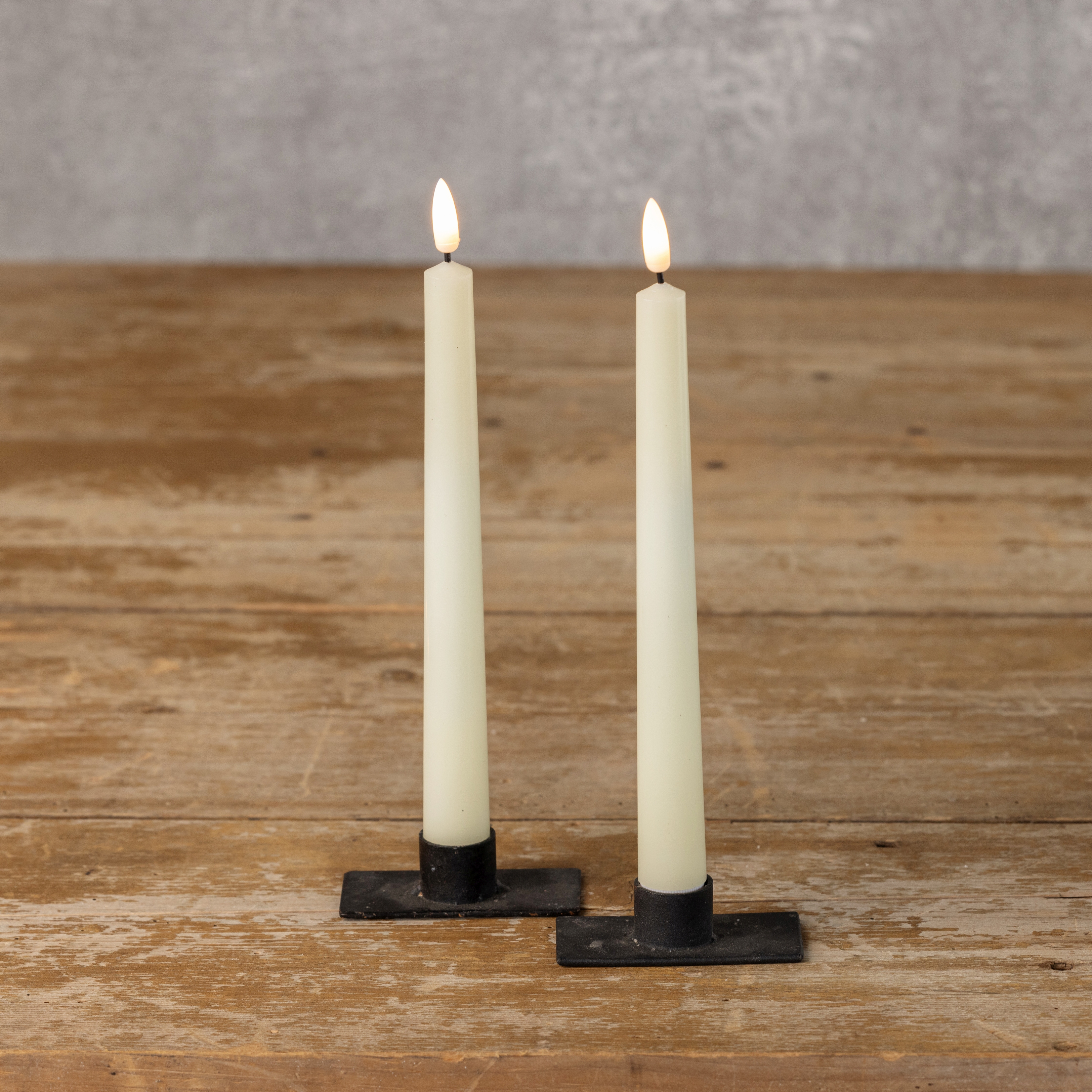 SET/ 2 - 9.5" 3D FLAME DROP CREAM TAPER CANDLE