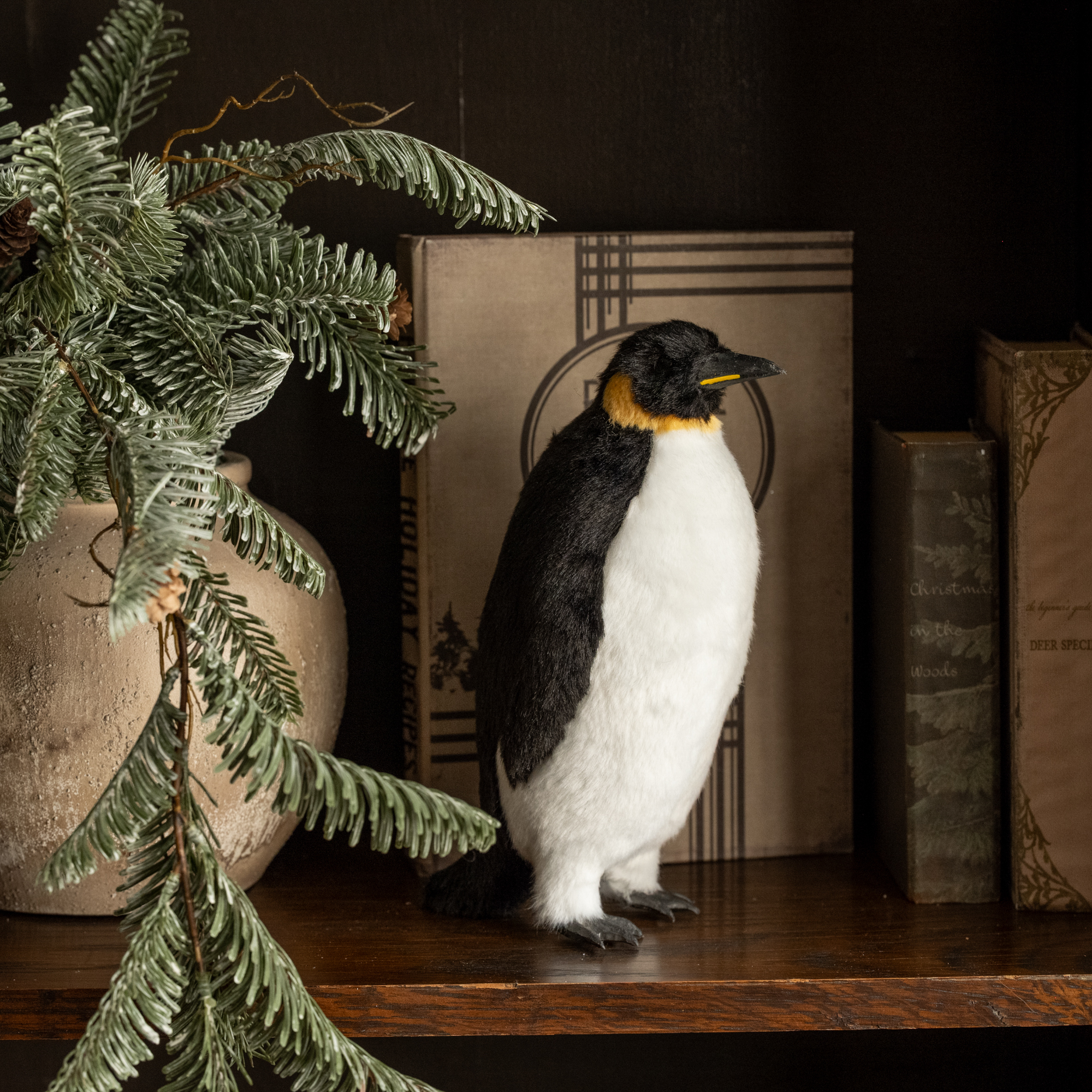 9.25" STANDING PENGUIN