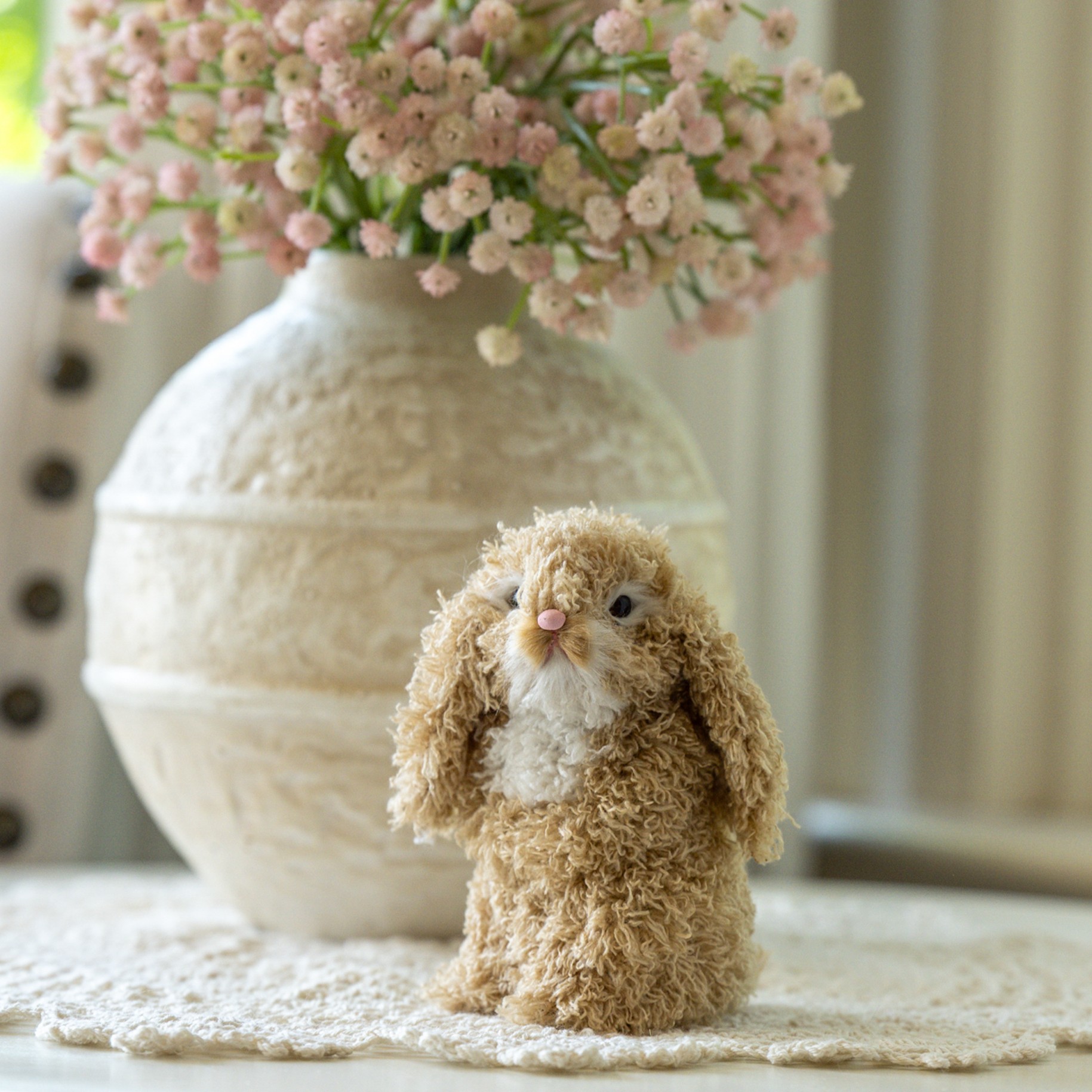 SITTING BEIGE SPRING BUNNY