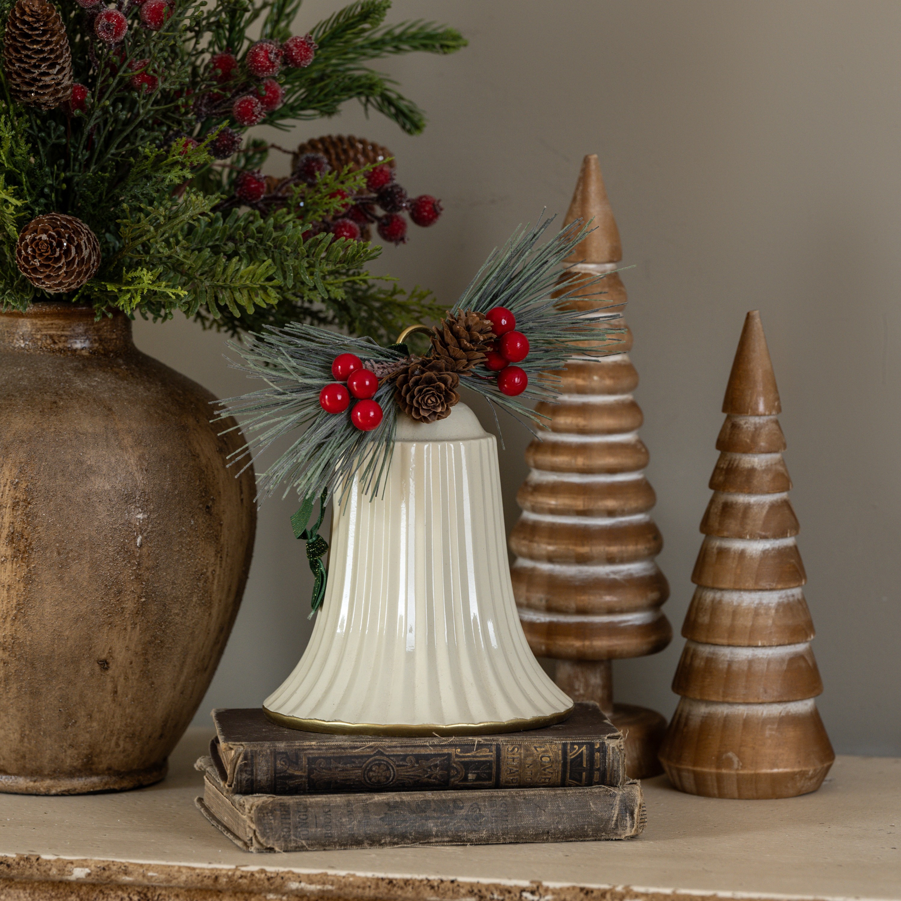 8.5" CREAM BELL W/ GREENERY