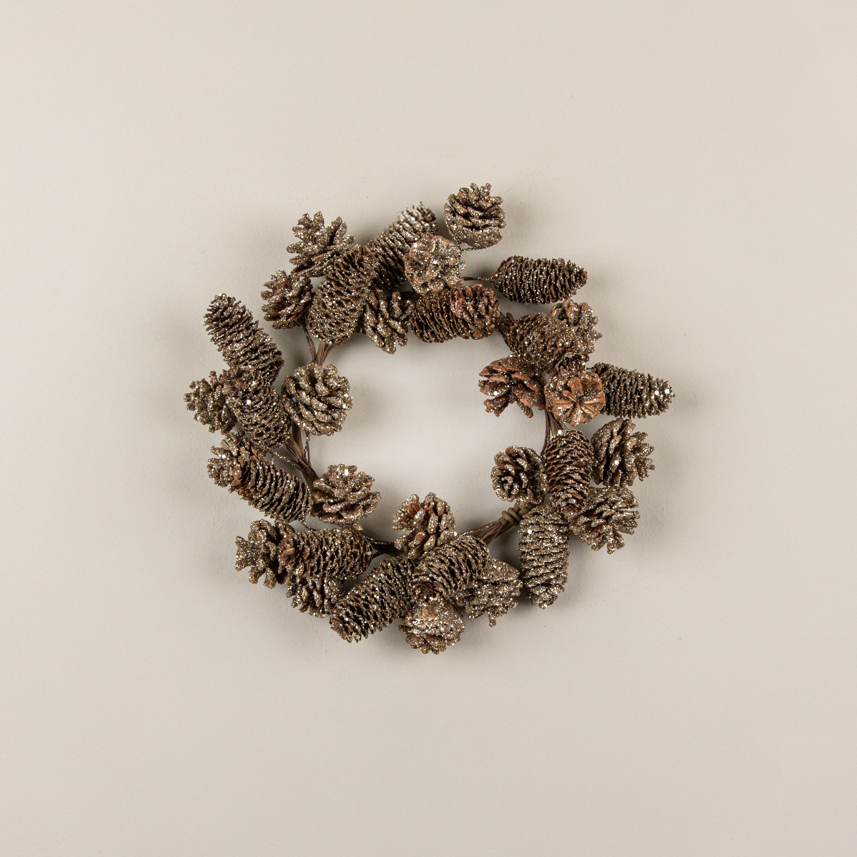 14" GOLD GLITTERED PINECONE CANDLE RING