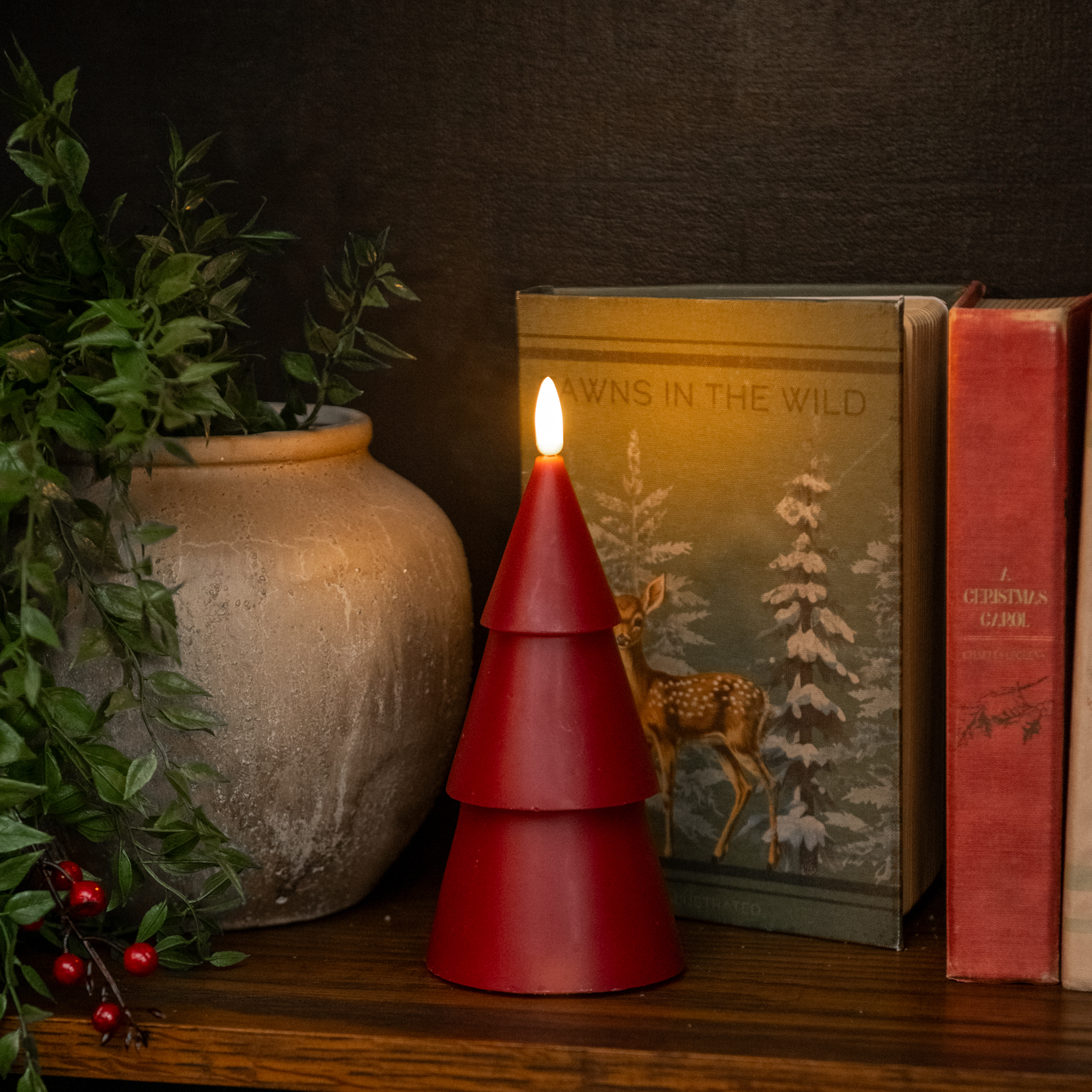 7.75" RED 3D FLAME SMOOTH TREE CANDLE