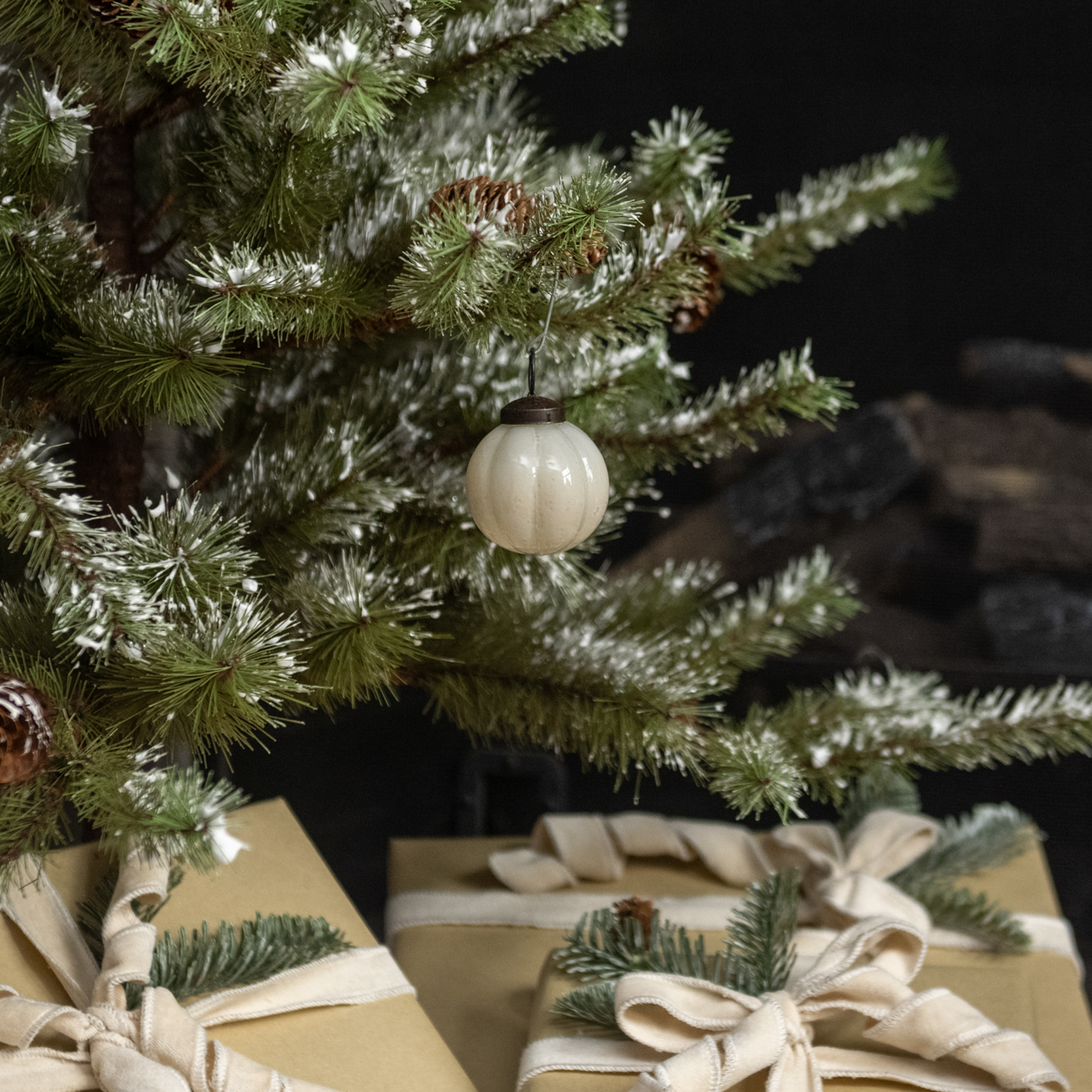 2" IVORY RIBBED GLASS ORNAMENT