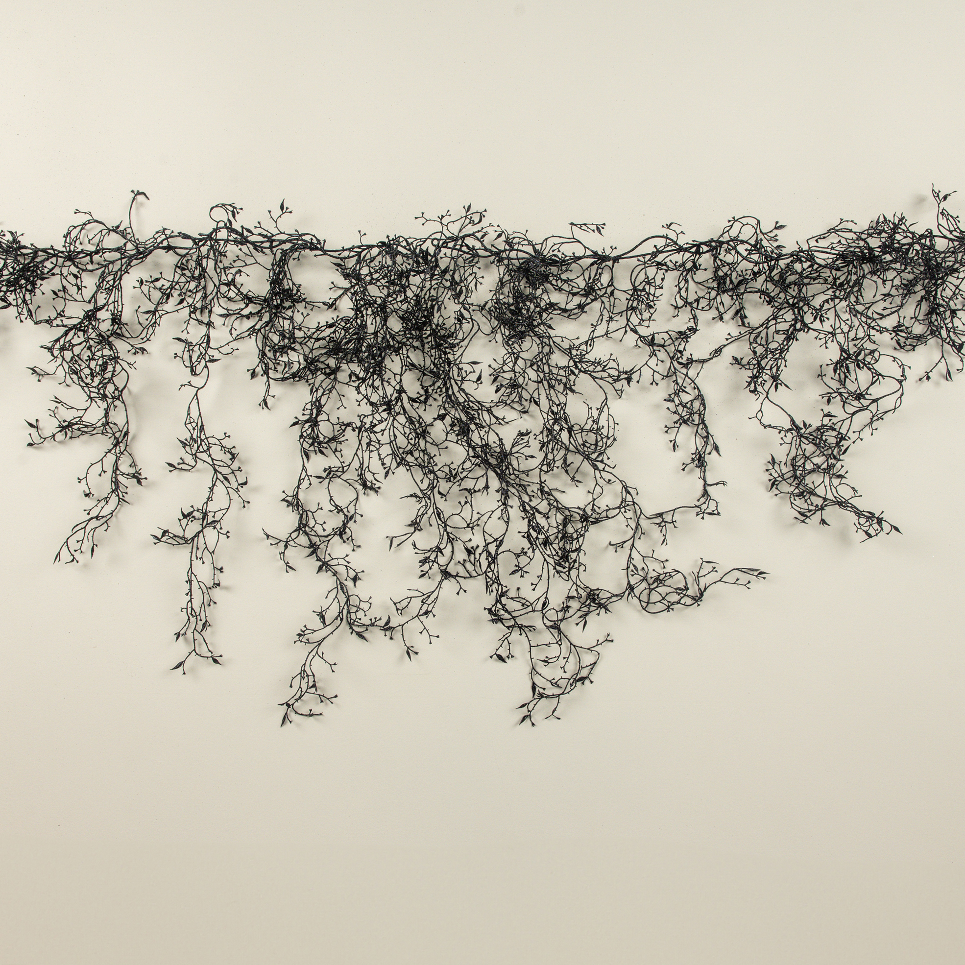 6' BLACK WOOLGRASS WEEPING GARLAND