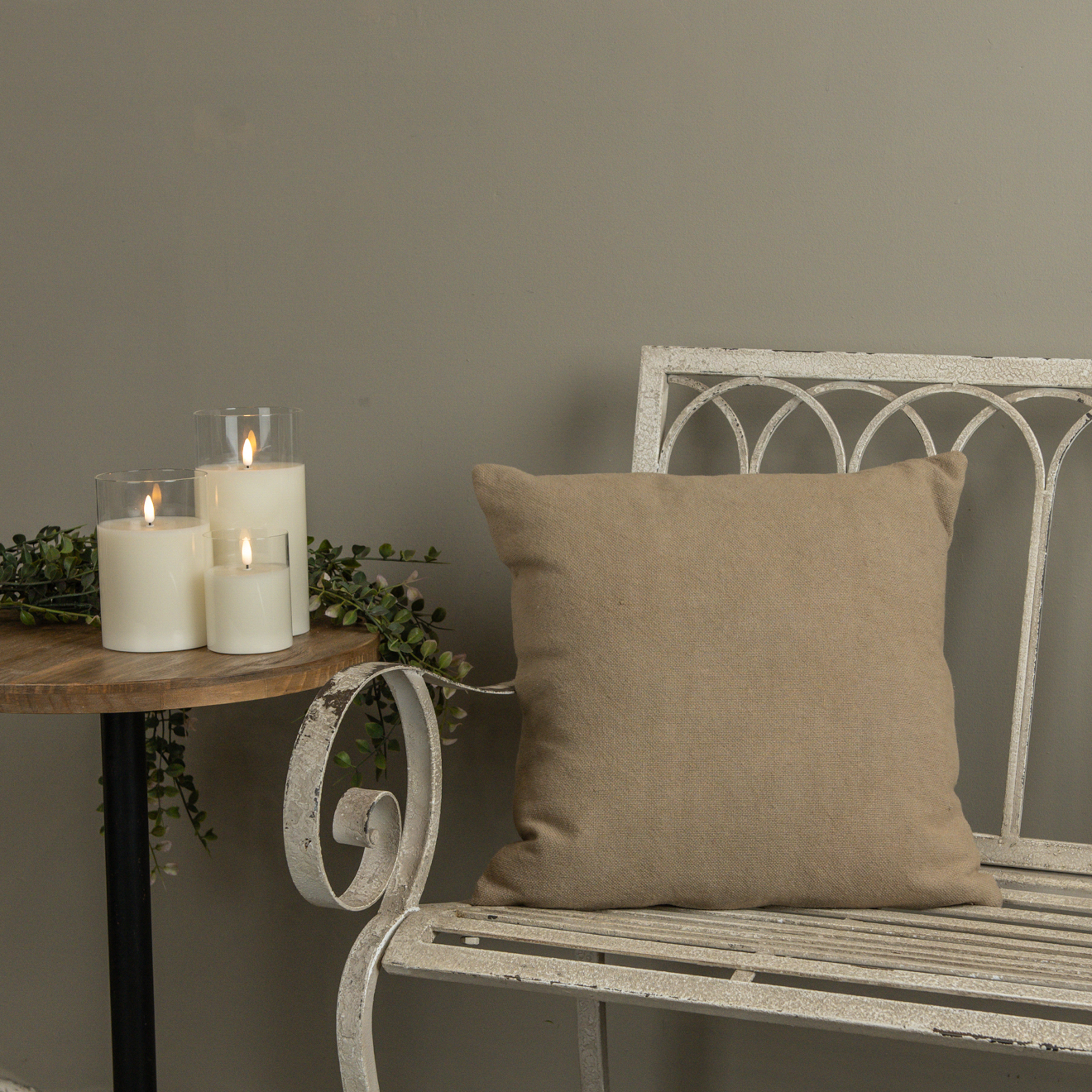 18" LATTE PILLOW