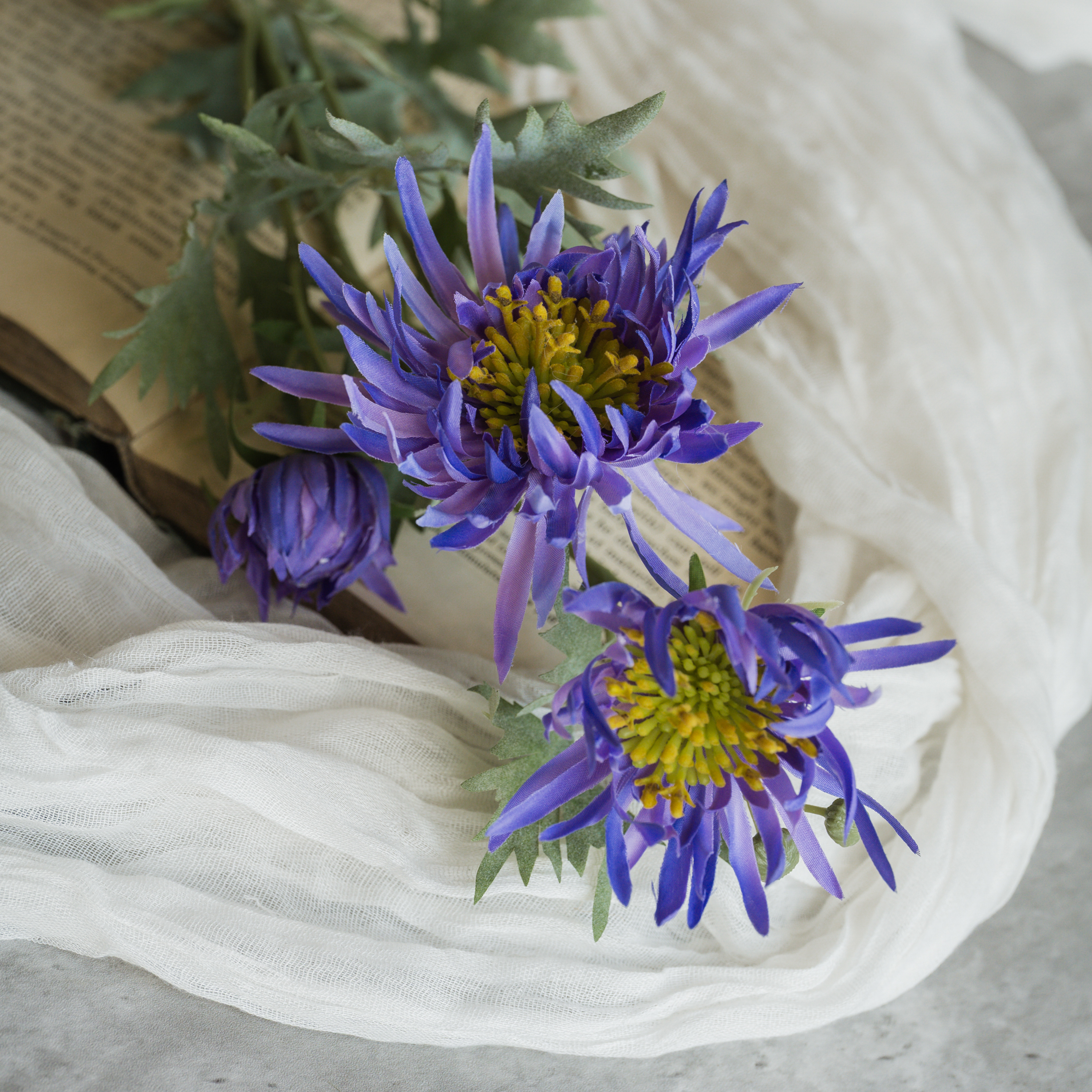 27" PURPLE ASTER SPRAY