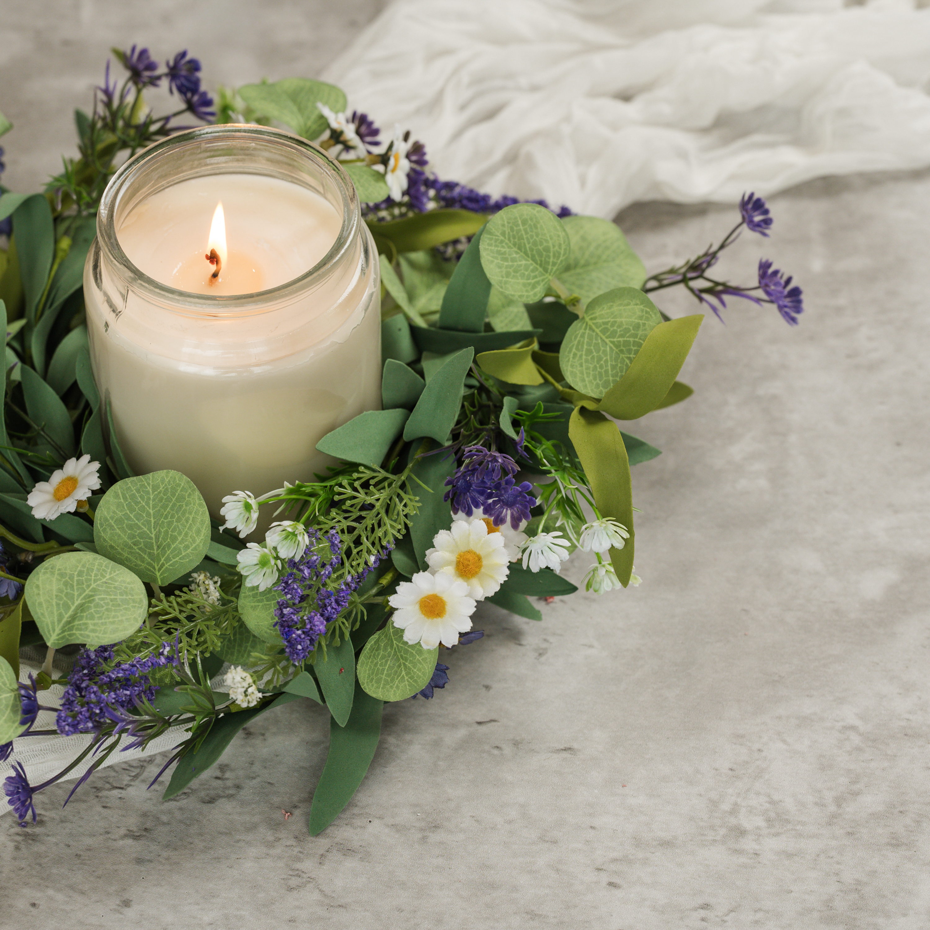 12" PURPLE & WHITE MIXED SPRING CANDLE RING
