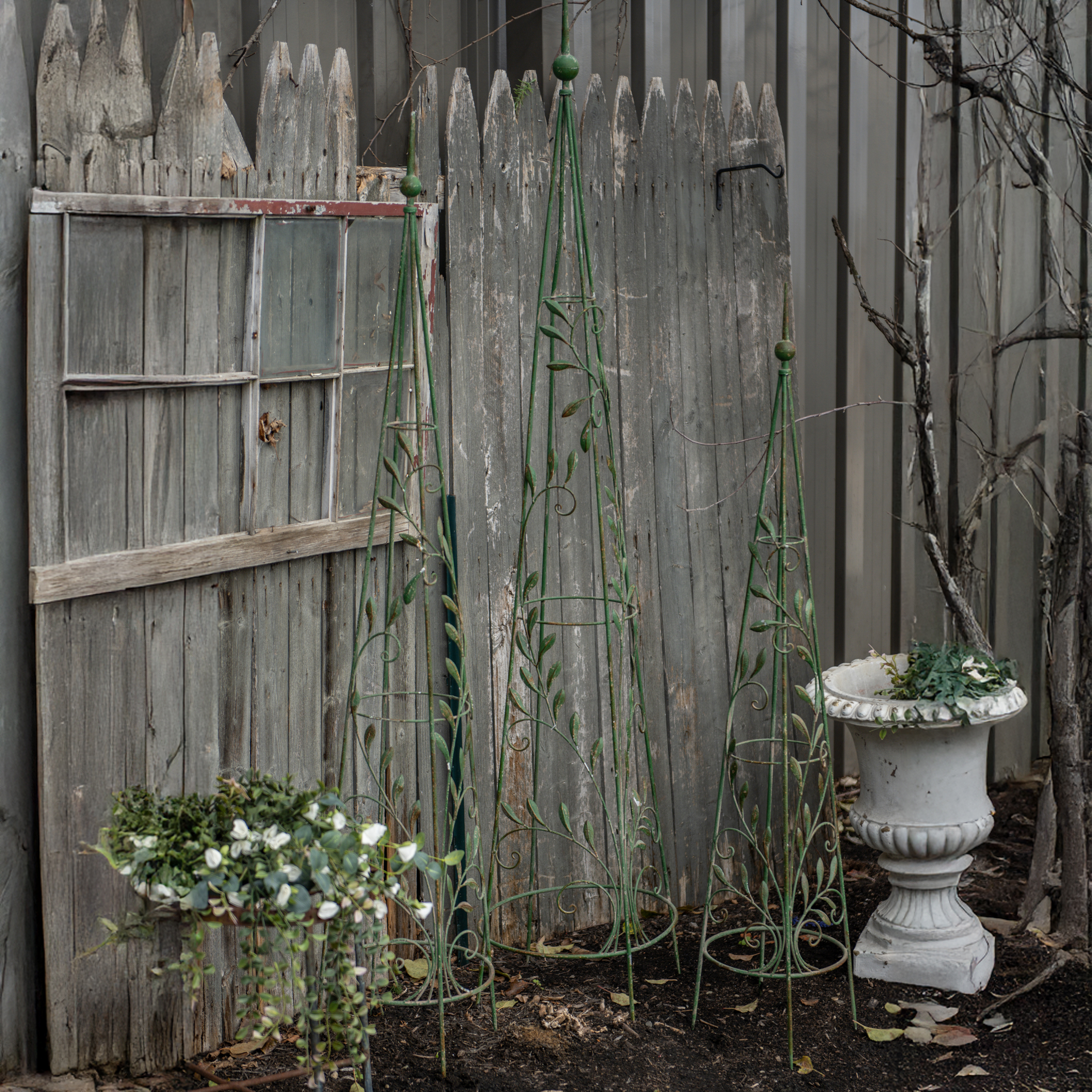 SET/ 3 GREEN LEAF TRELLISES*