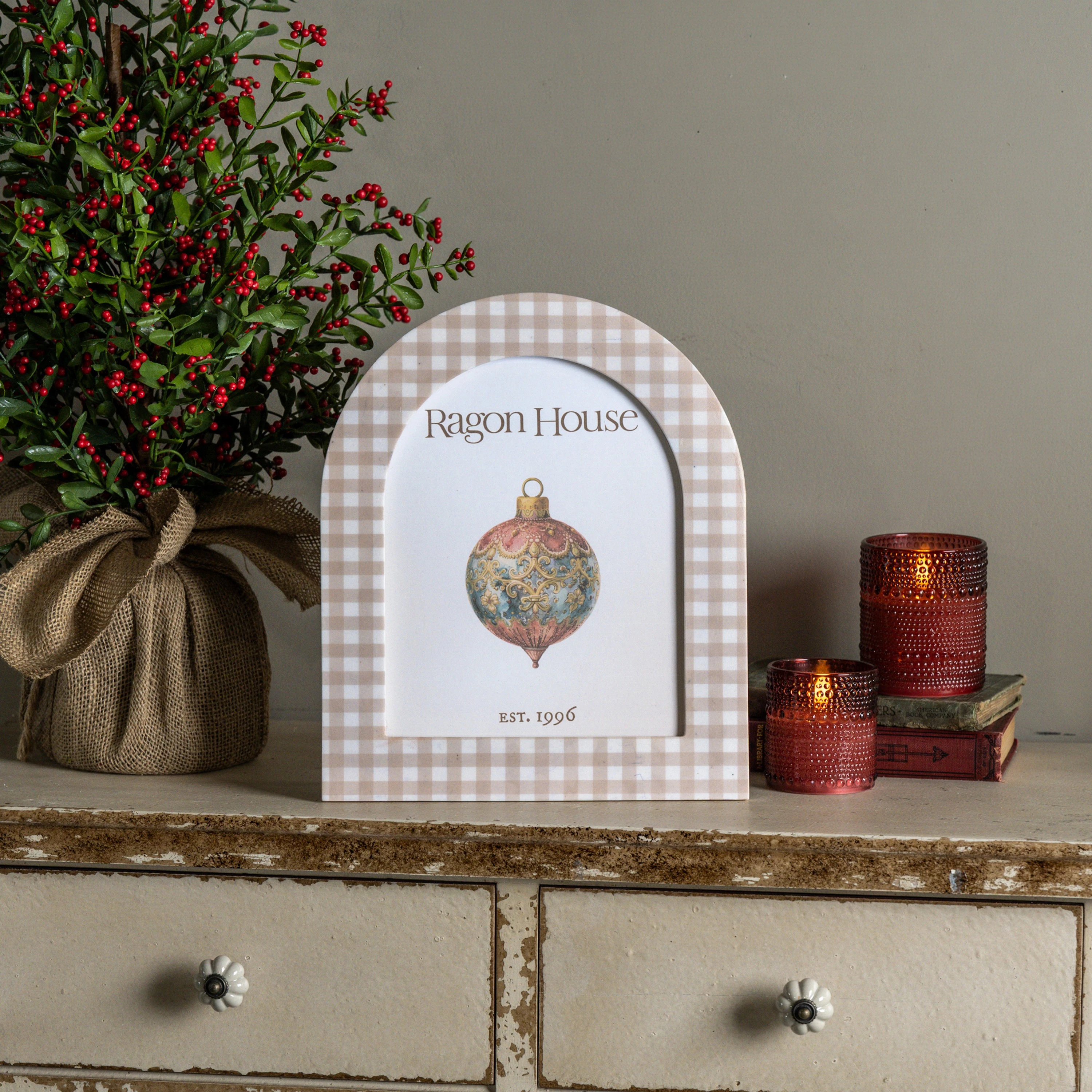 8" X 10" ARCHED BEIGE GINGHAM PHOTO FRAME