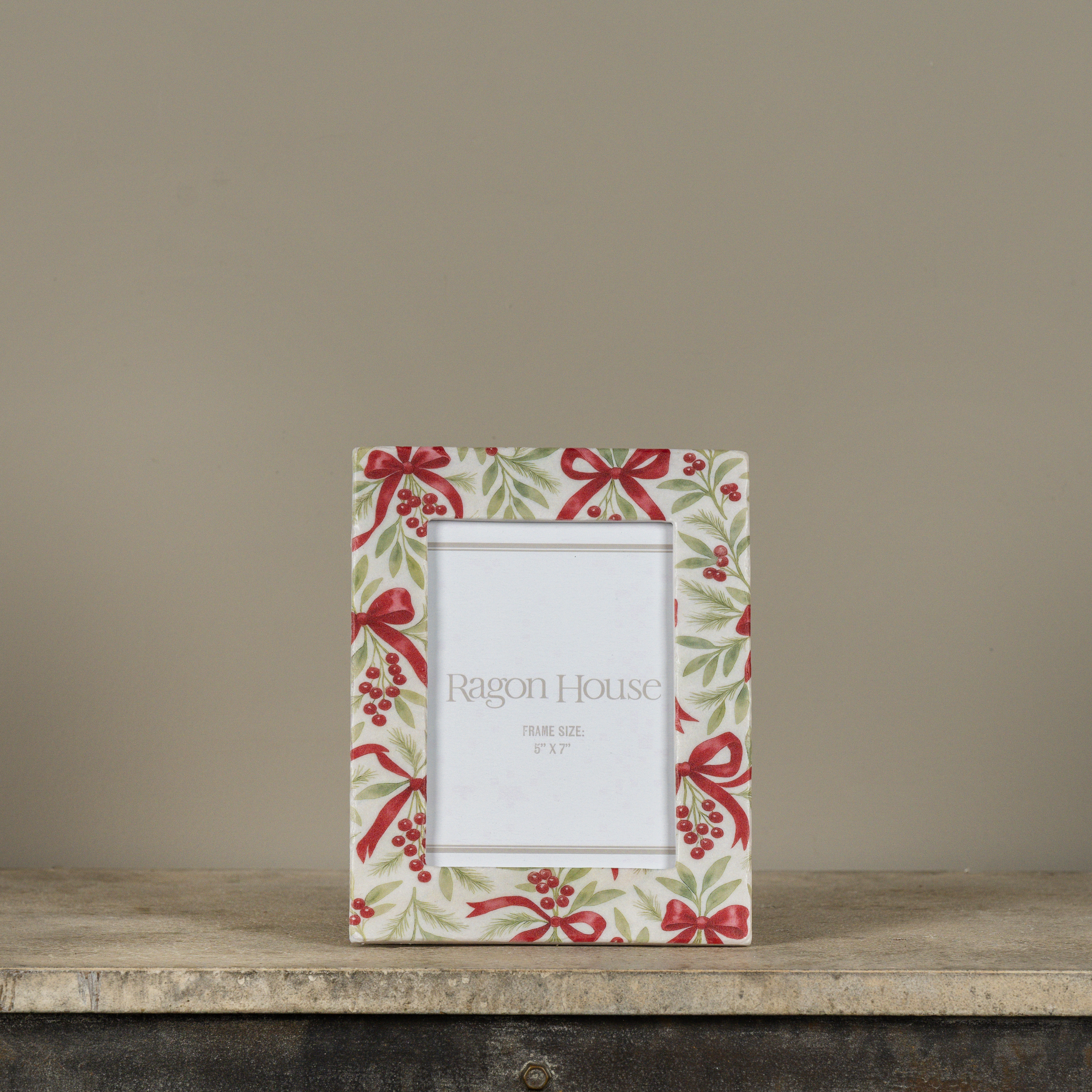 5" X 7" MISTLETOE RIBBON PHOTO FRAME