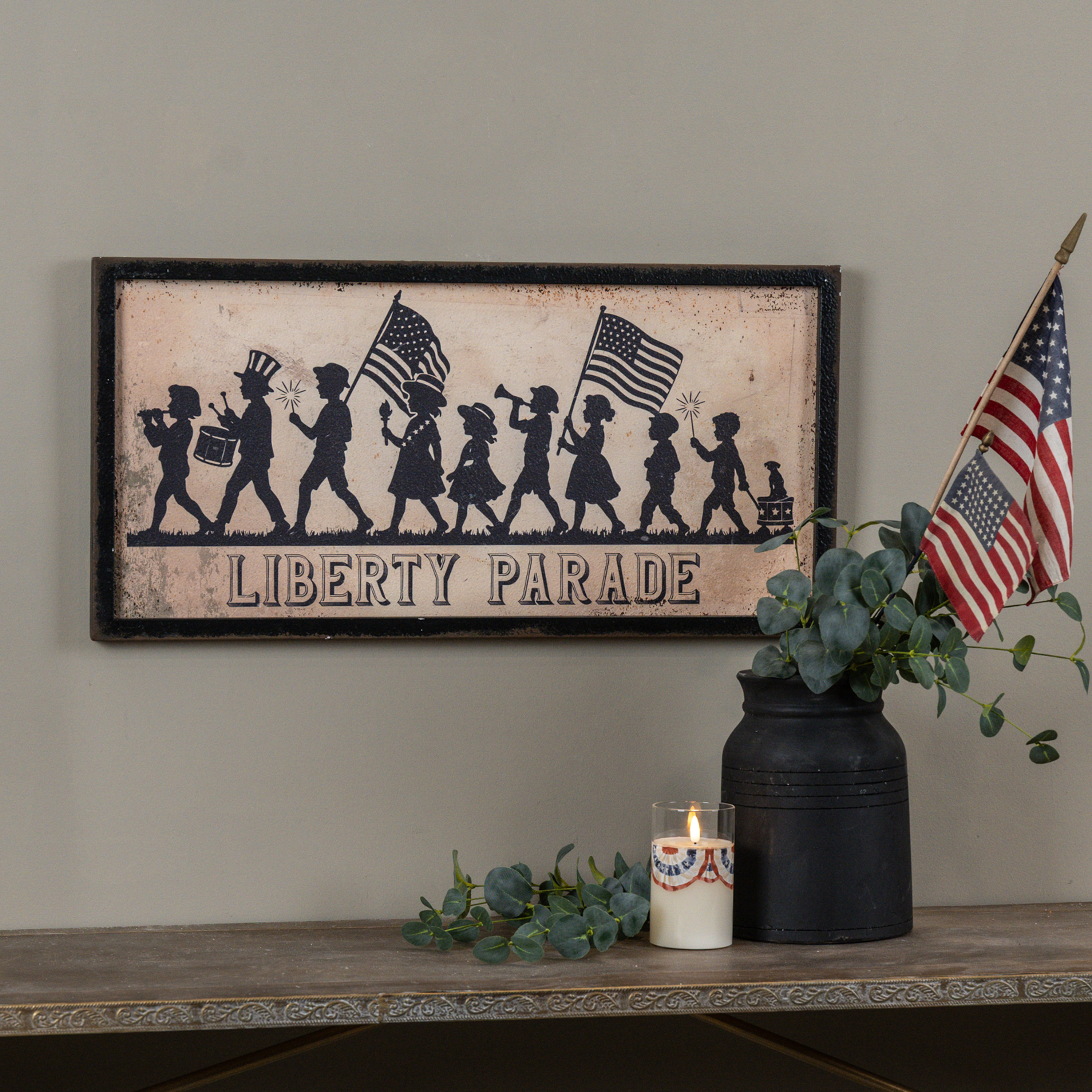 28" LIBERTY PARADE SILHOUETTE SIGN