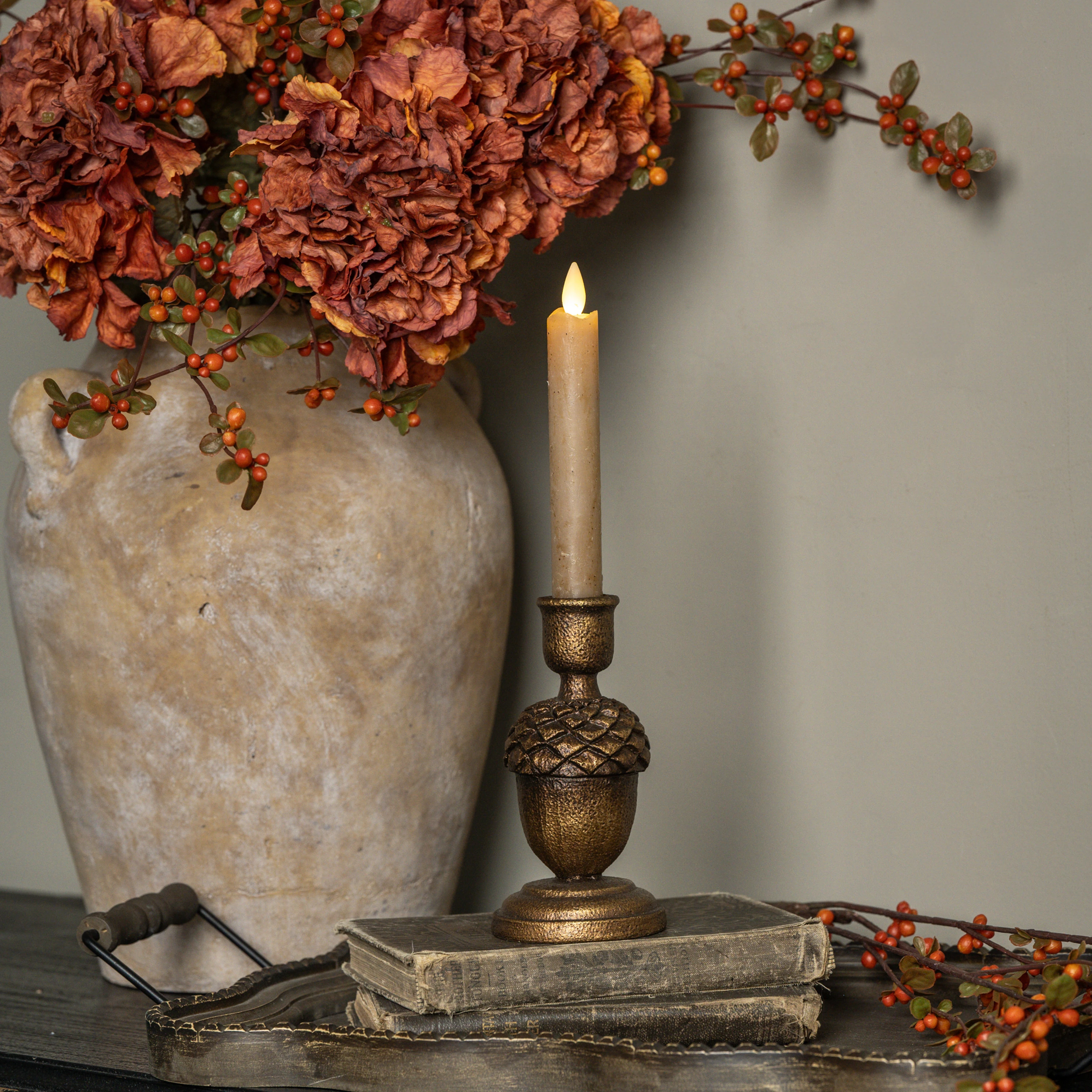 5.75" BRONZE PINECONE TAPER CANDLE HOLDER