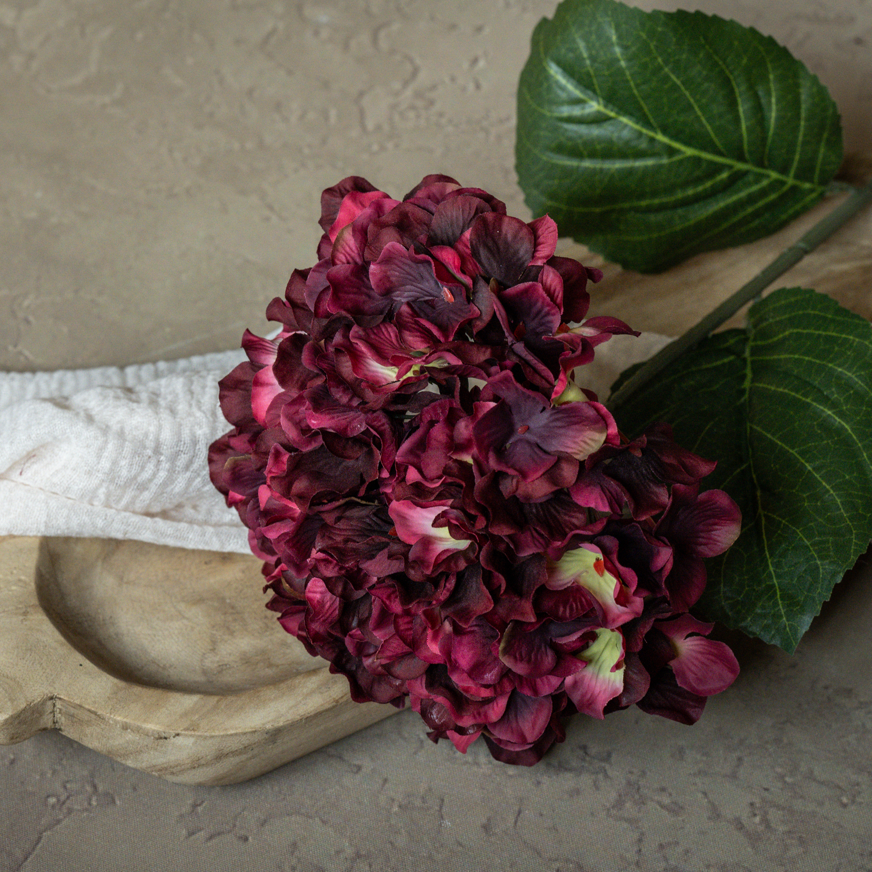 27" BURGUNDY HYDRANGEA STEM