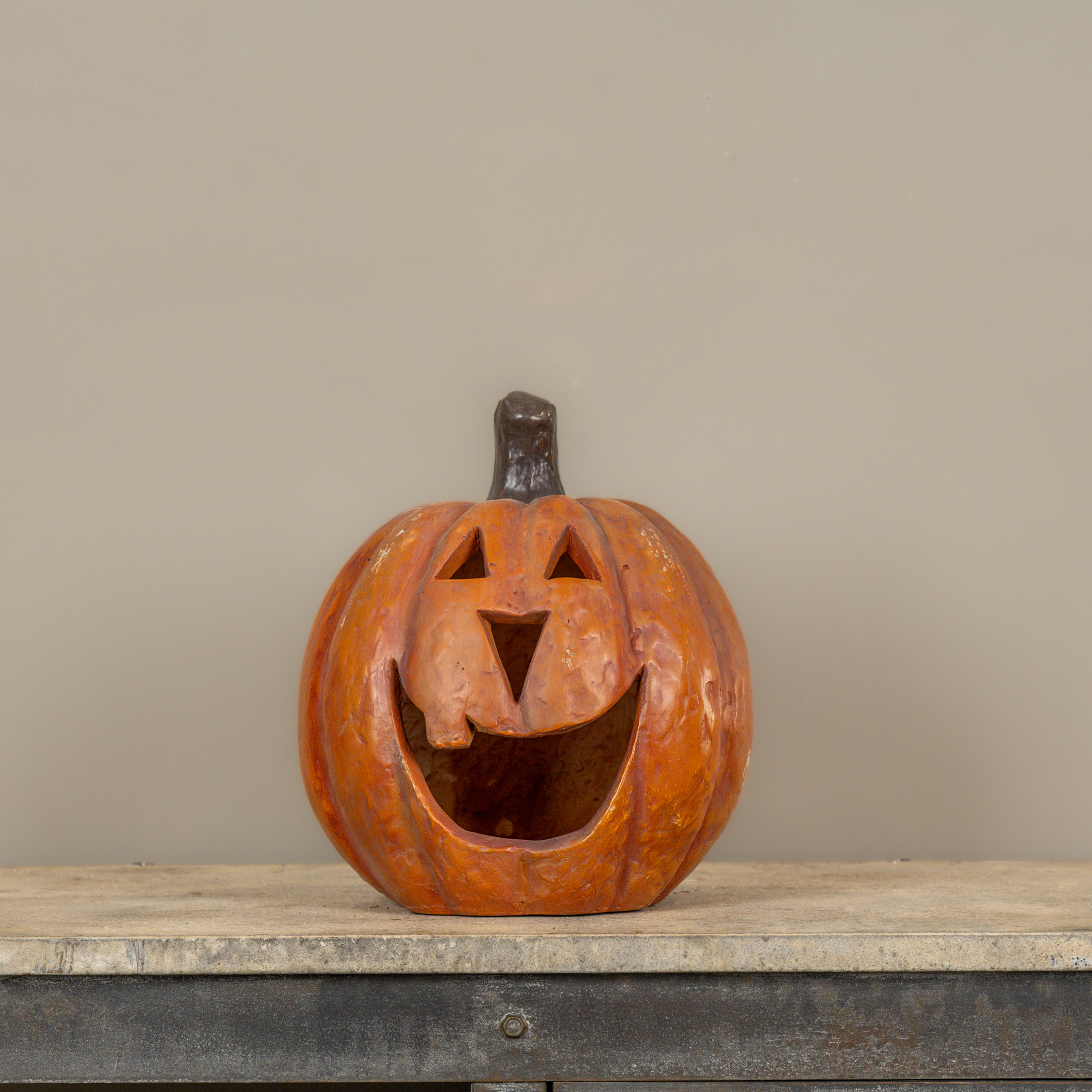 11" OUTDOOR ORANGE BIG MOUTH PUMPKIN