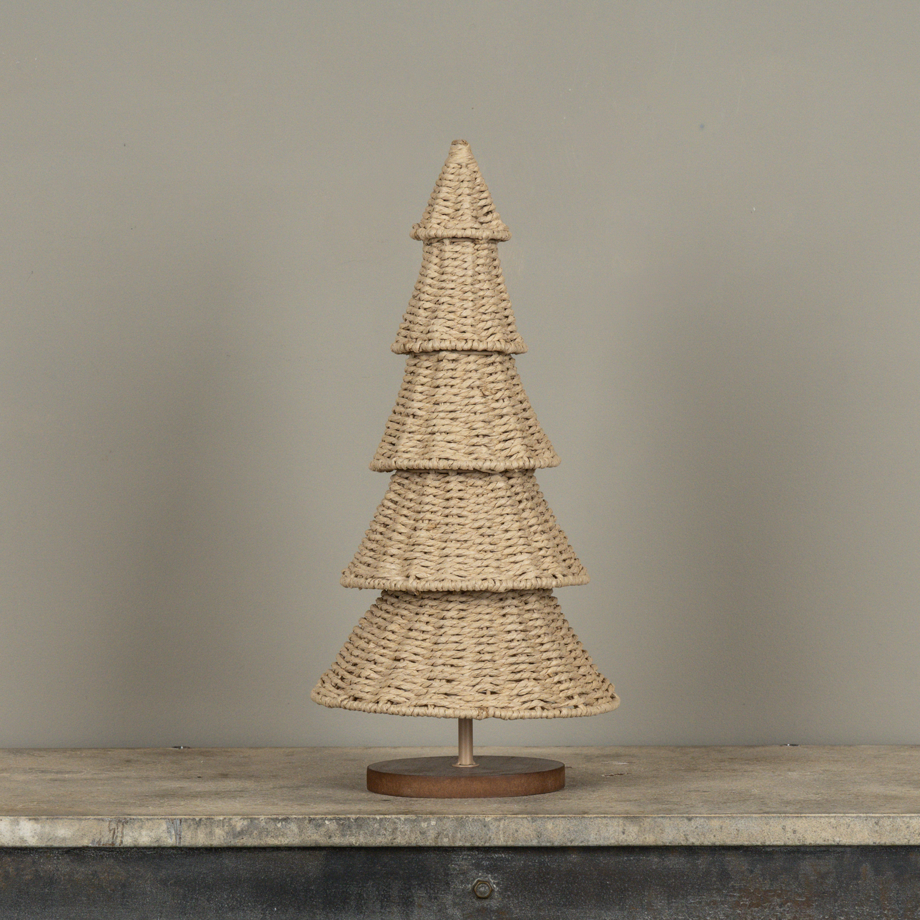 17.5" RATTAN TREE