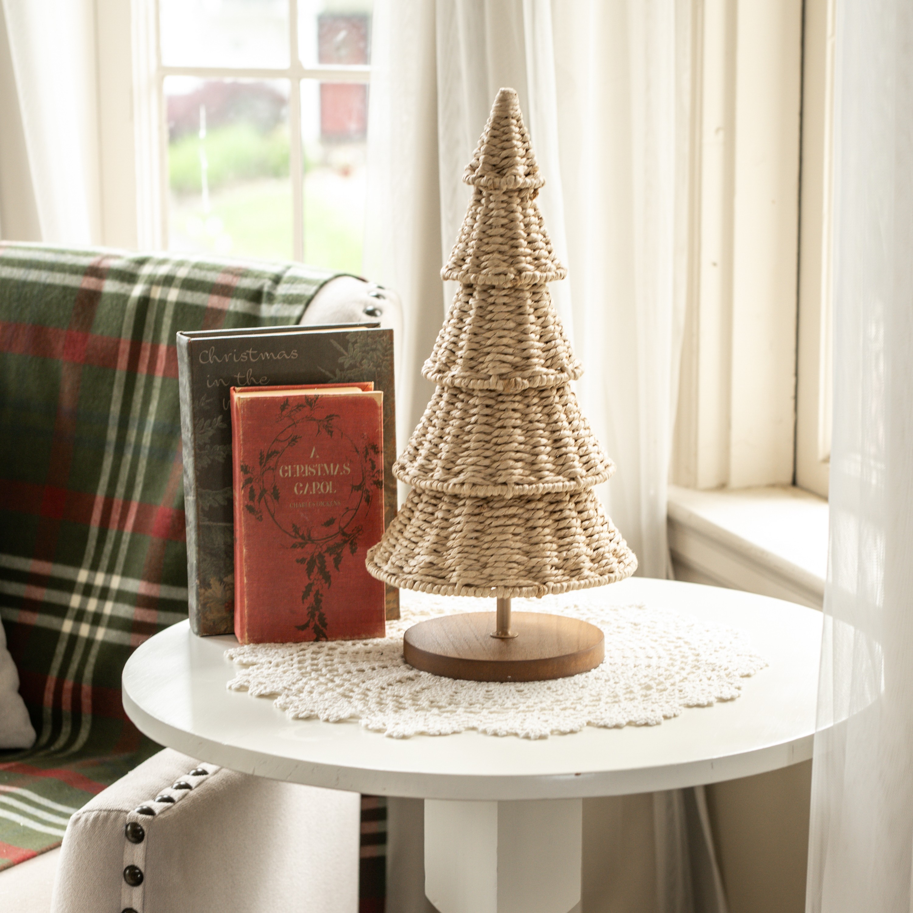 14" RATTAN TREE