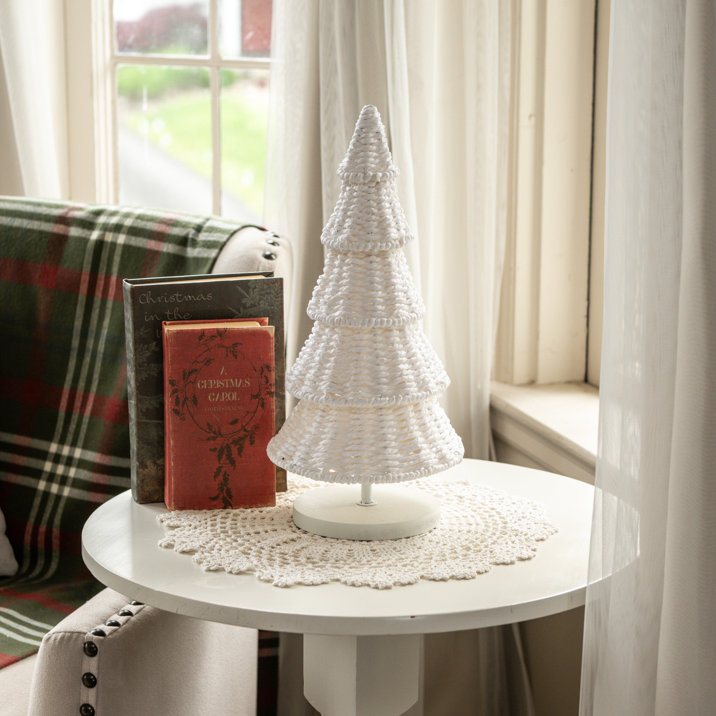 14" CREAM RATTAN TREE