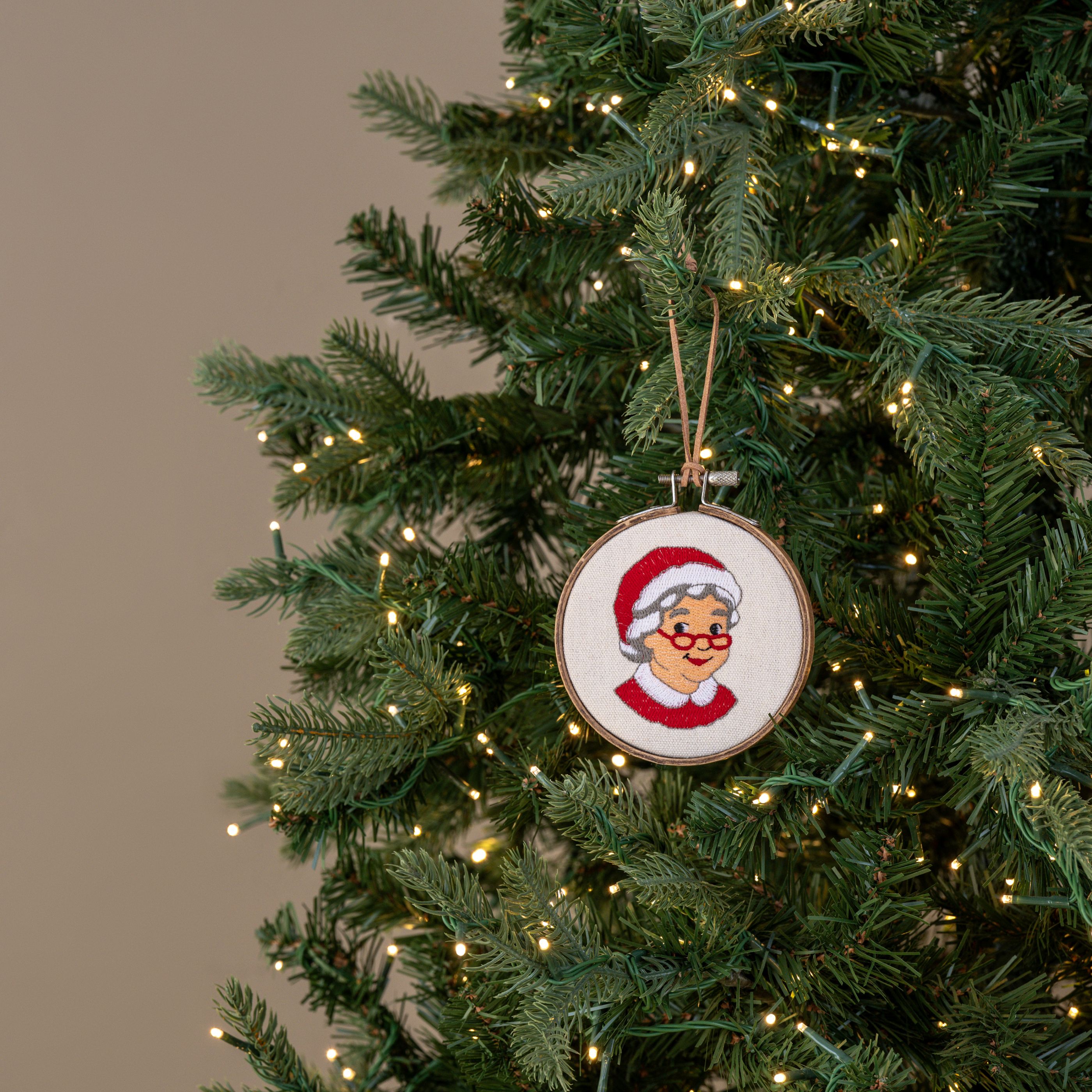 5" MRS. CLAUS EMBROIDERED ORNAMENT