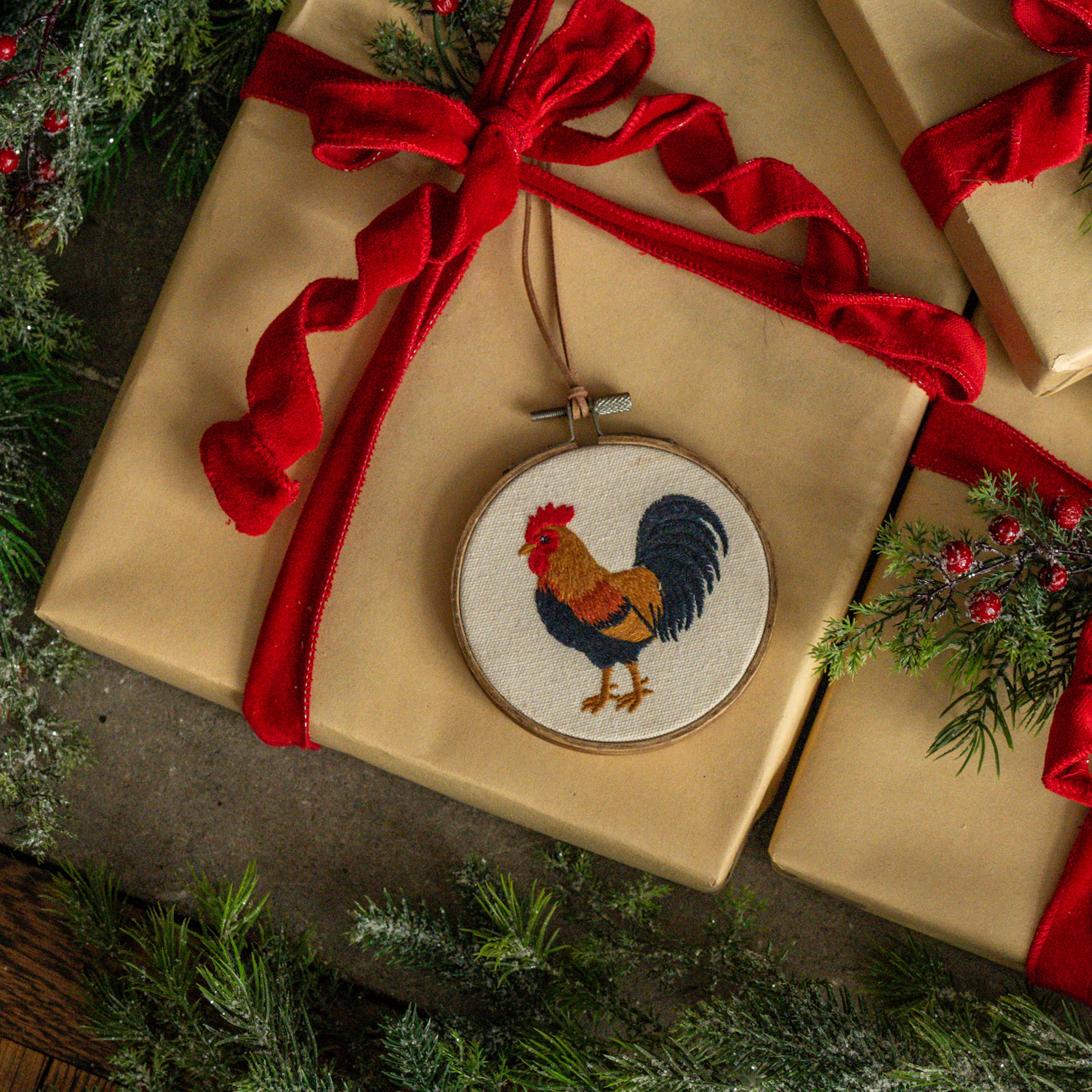 5" ROOSTER EMBROIDERED ORNAMENT